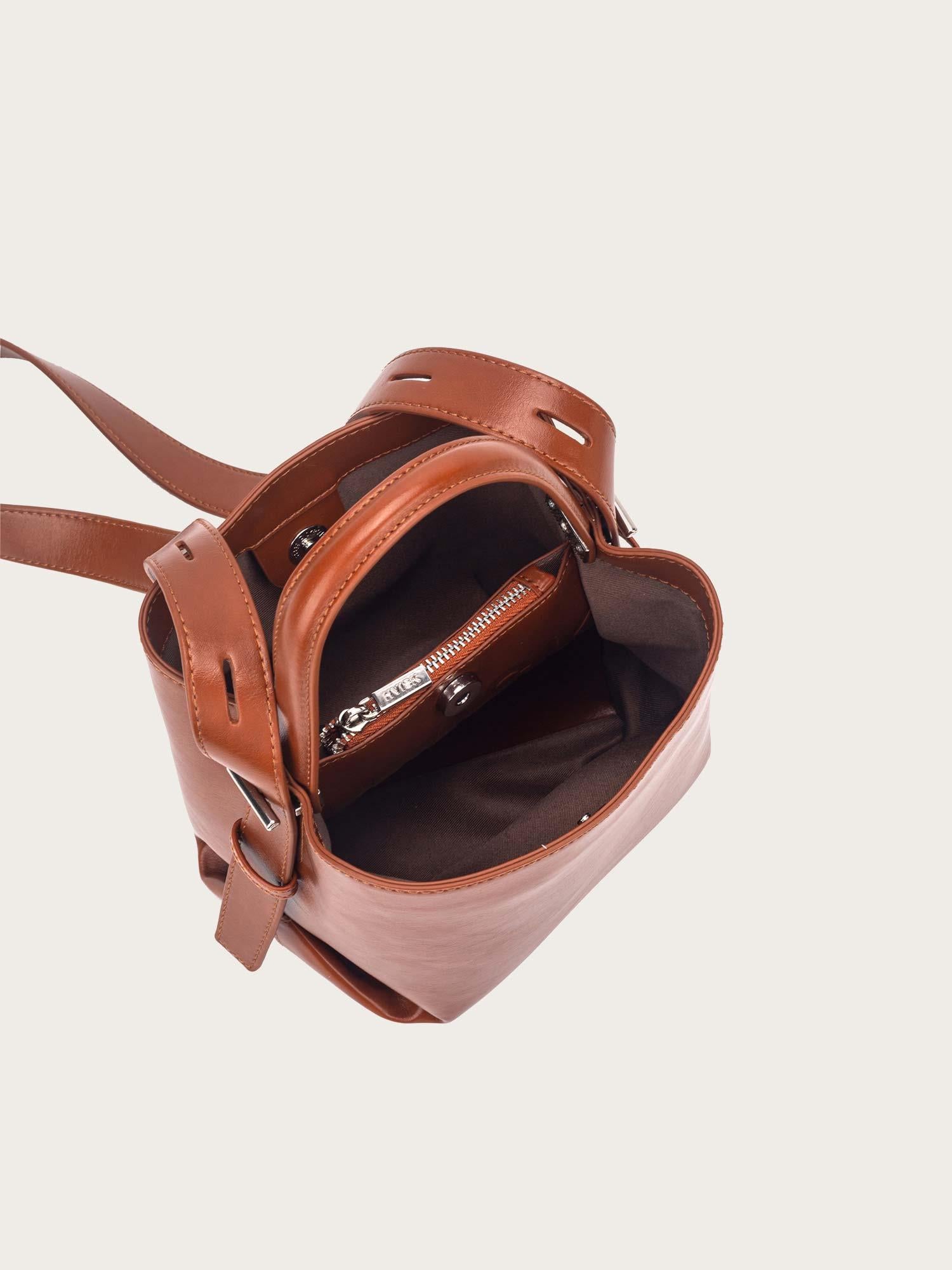 Molly Glossy Structure - Brown Amber