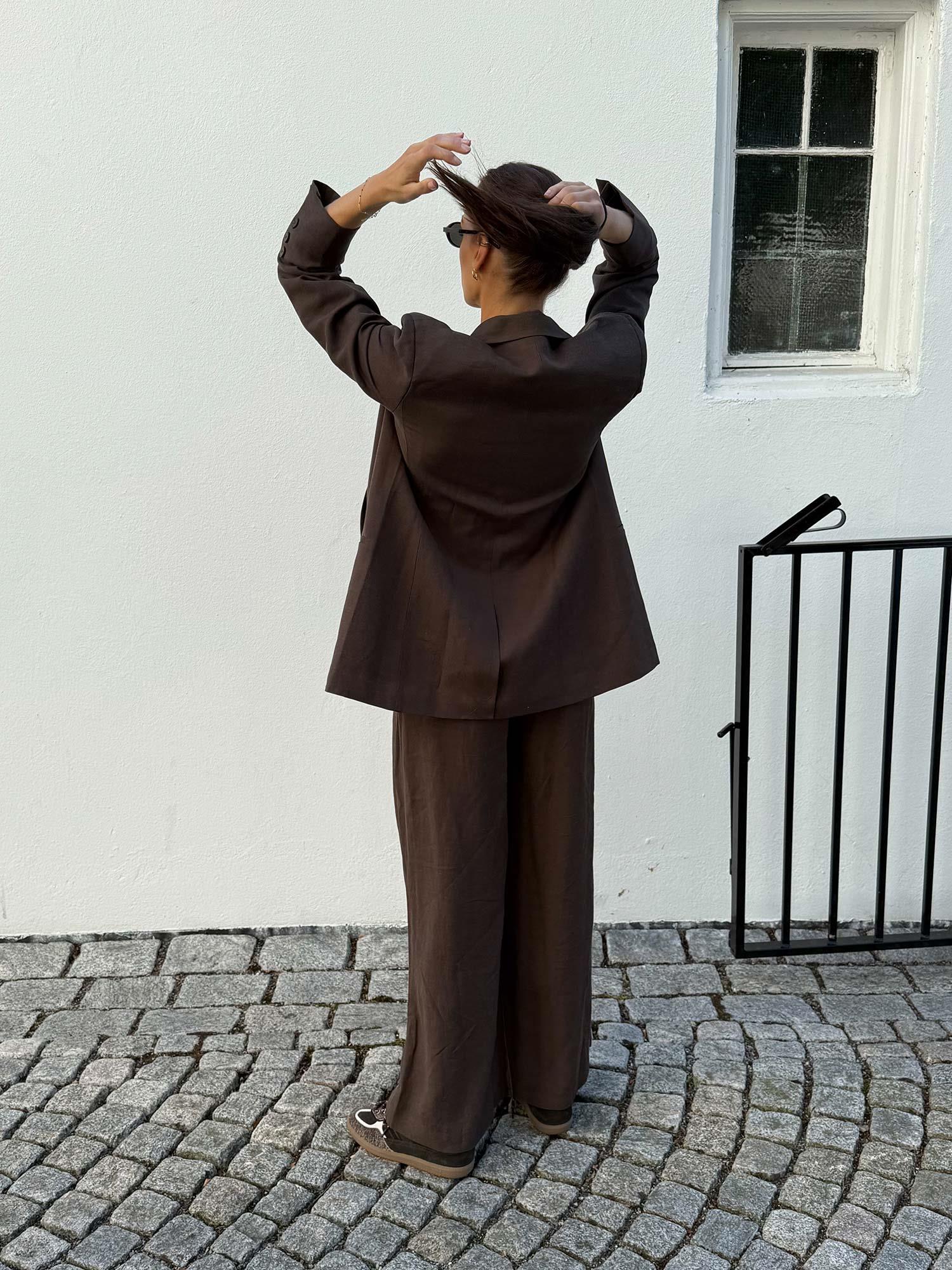 Felix Blazer - Forest