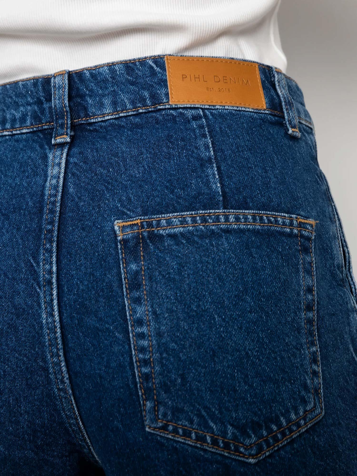 Jason Shorts - Washed Dark Blue
