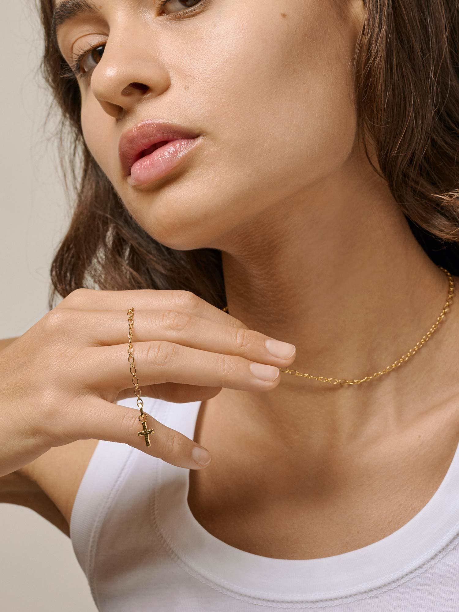 Charm Golden Cross - Gold