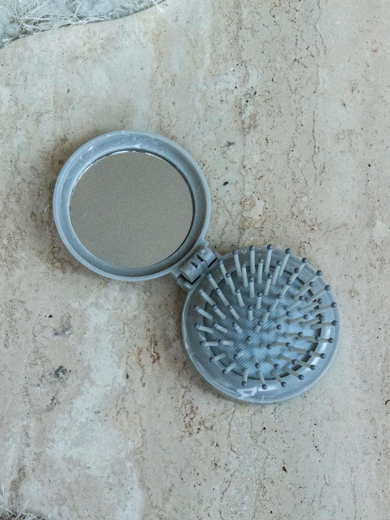 Brush With Mirror - Dusty Blue