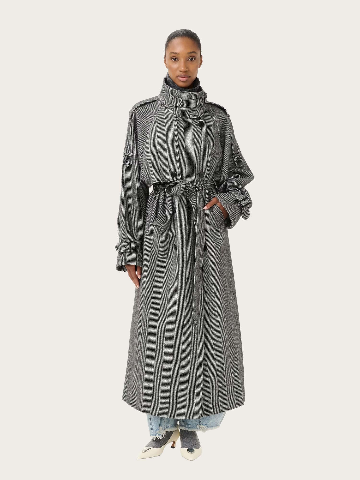 Avic Long Coat - Herringbone Black