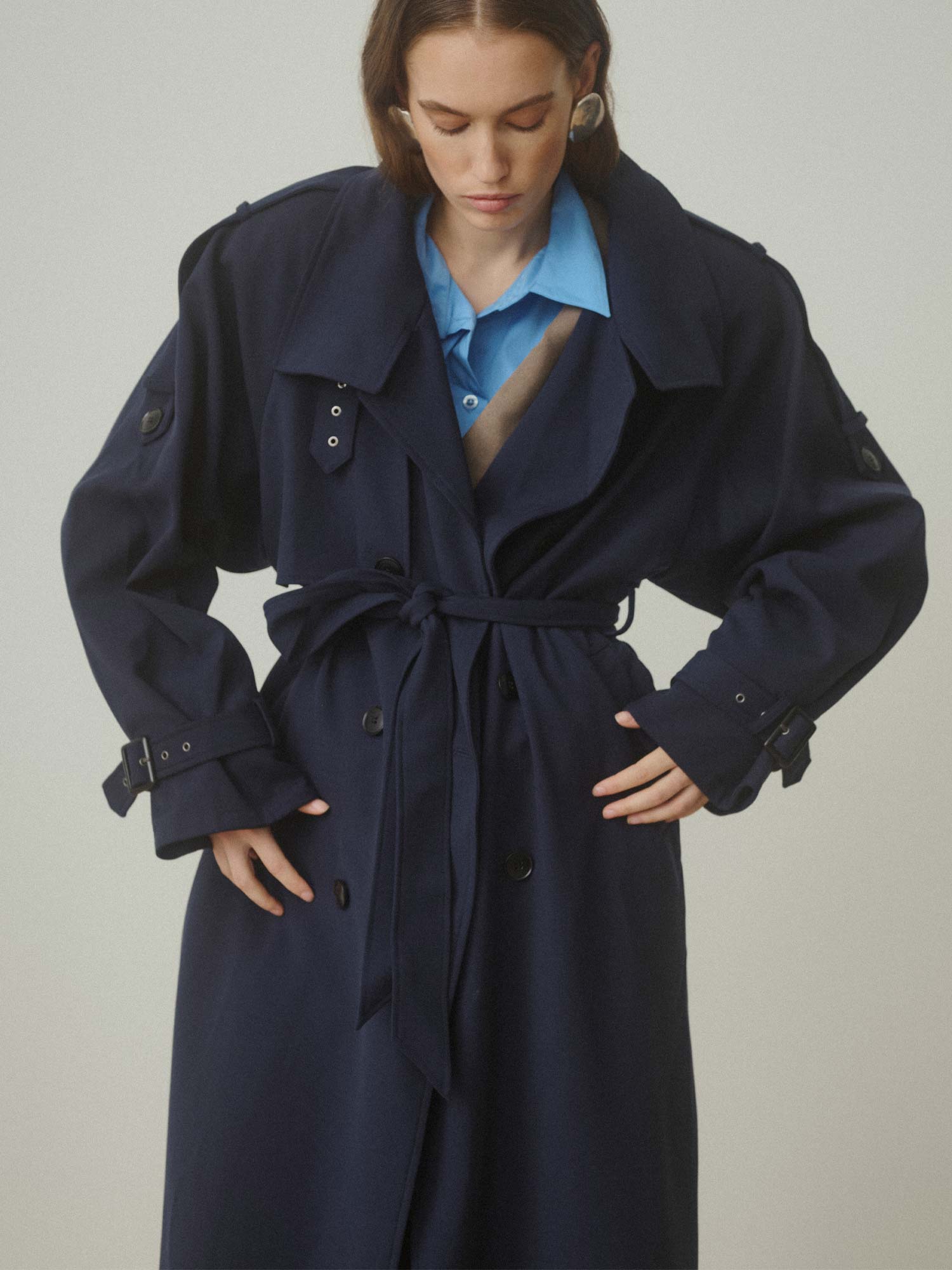 Avic Long Trench - Sky Captain