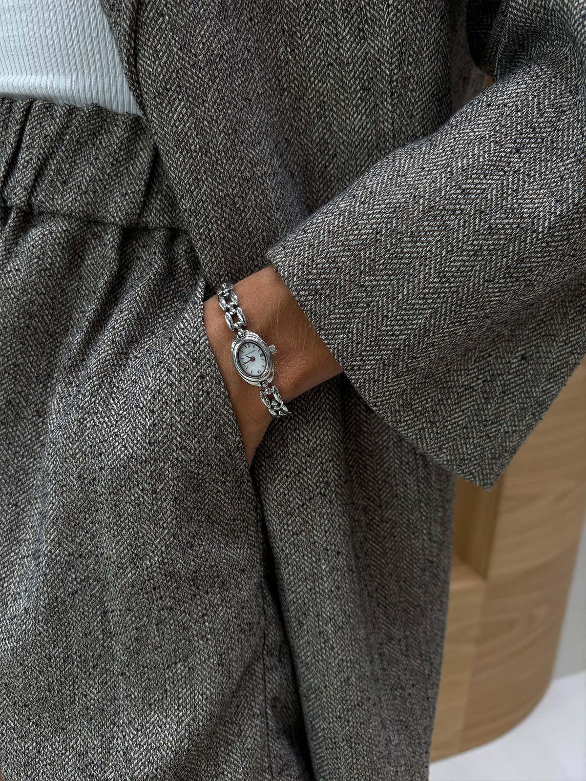 Heritage Oval Watch - Silver
