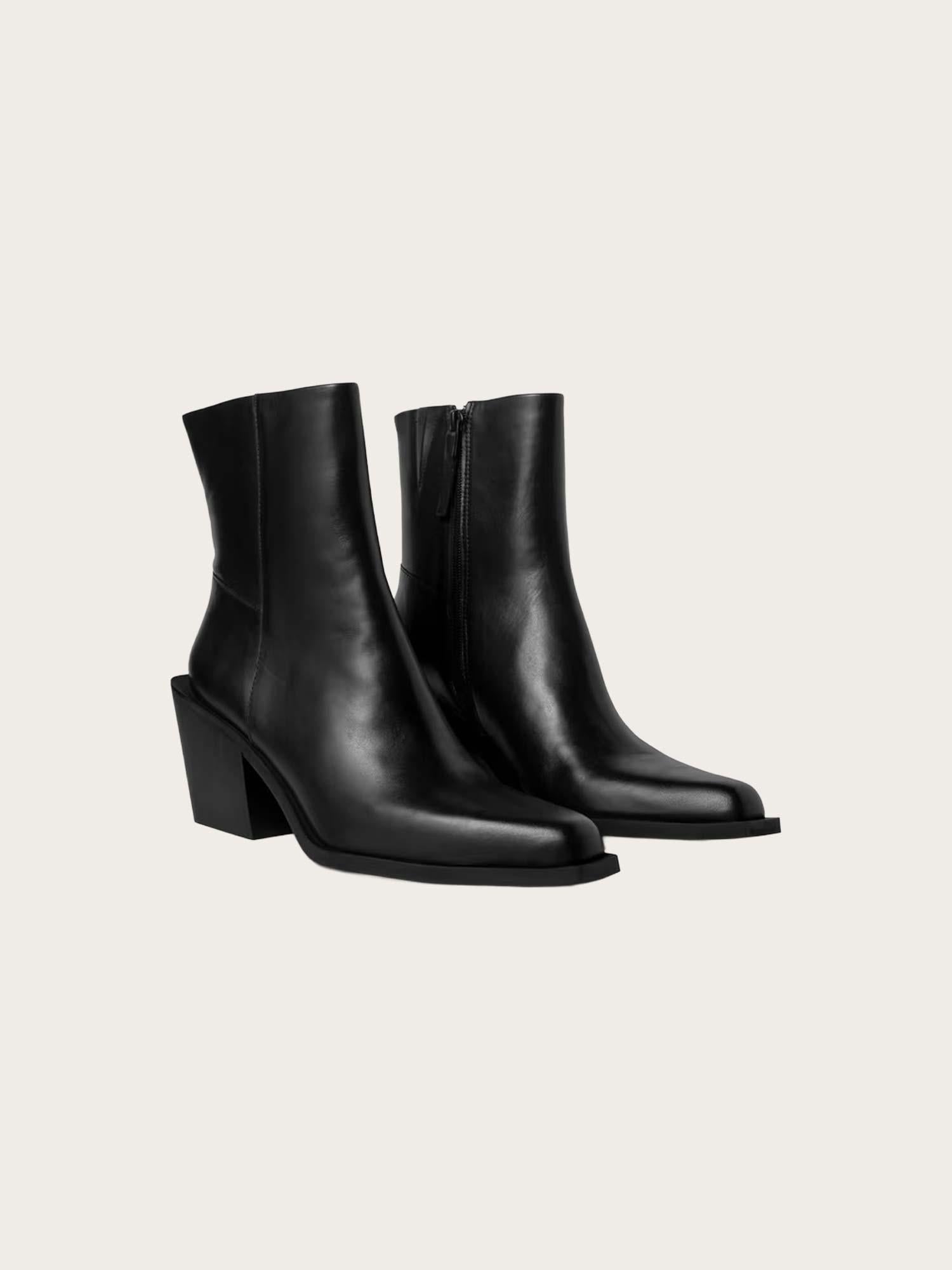 Jaxie Boot - Black