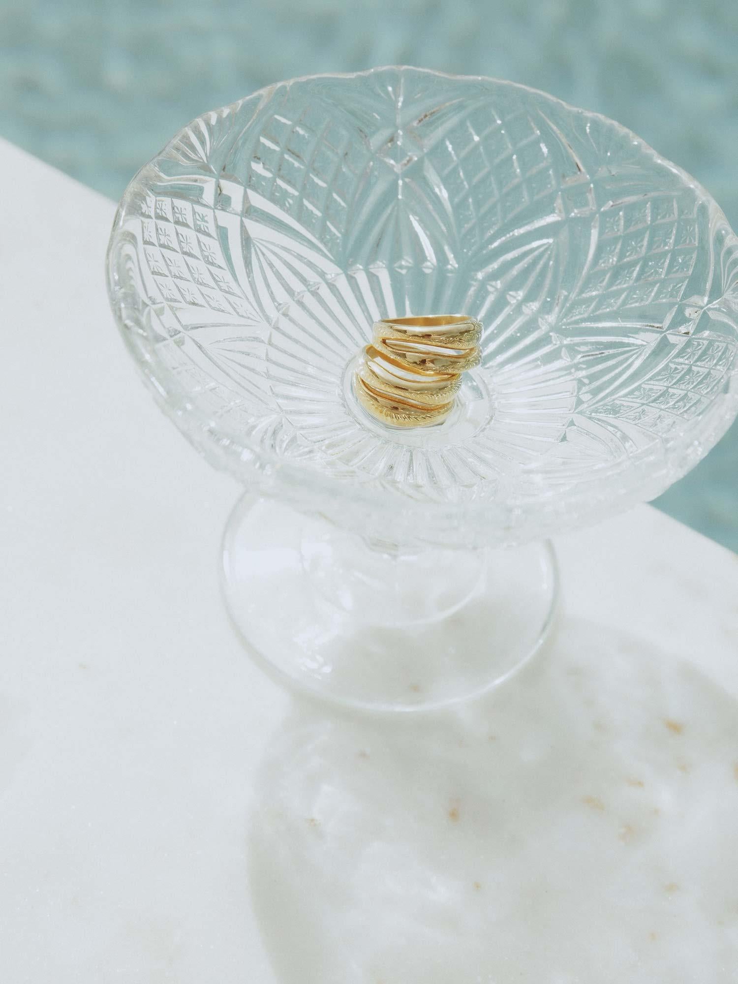 The Curved Ring - Gold