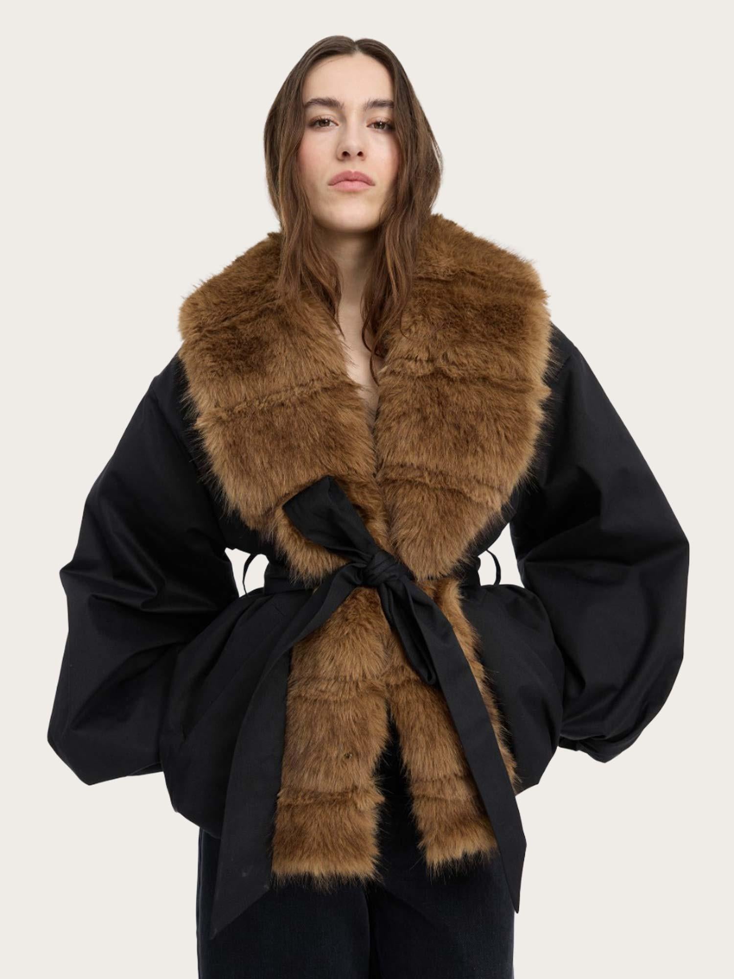 Faux Fur Collar Jacket - Black