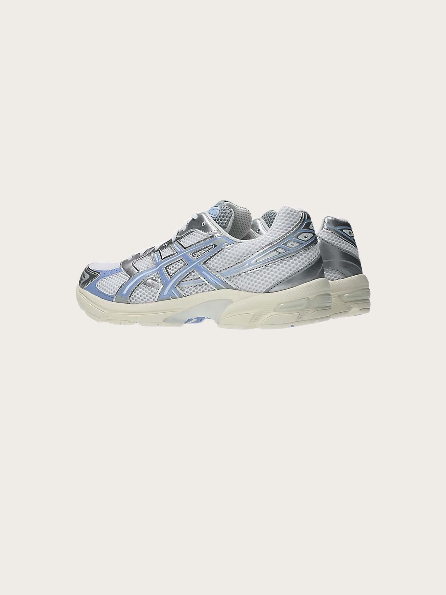 GEL 1130 - White/Light Sapphire