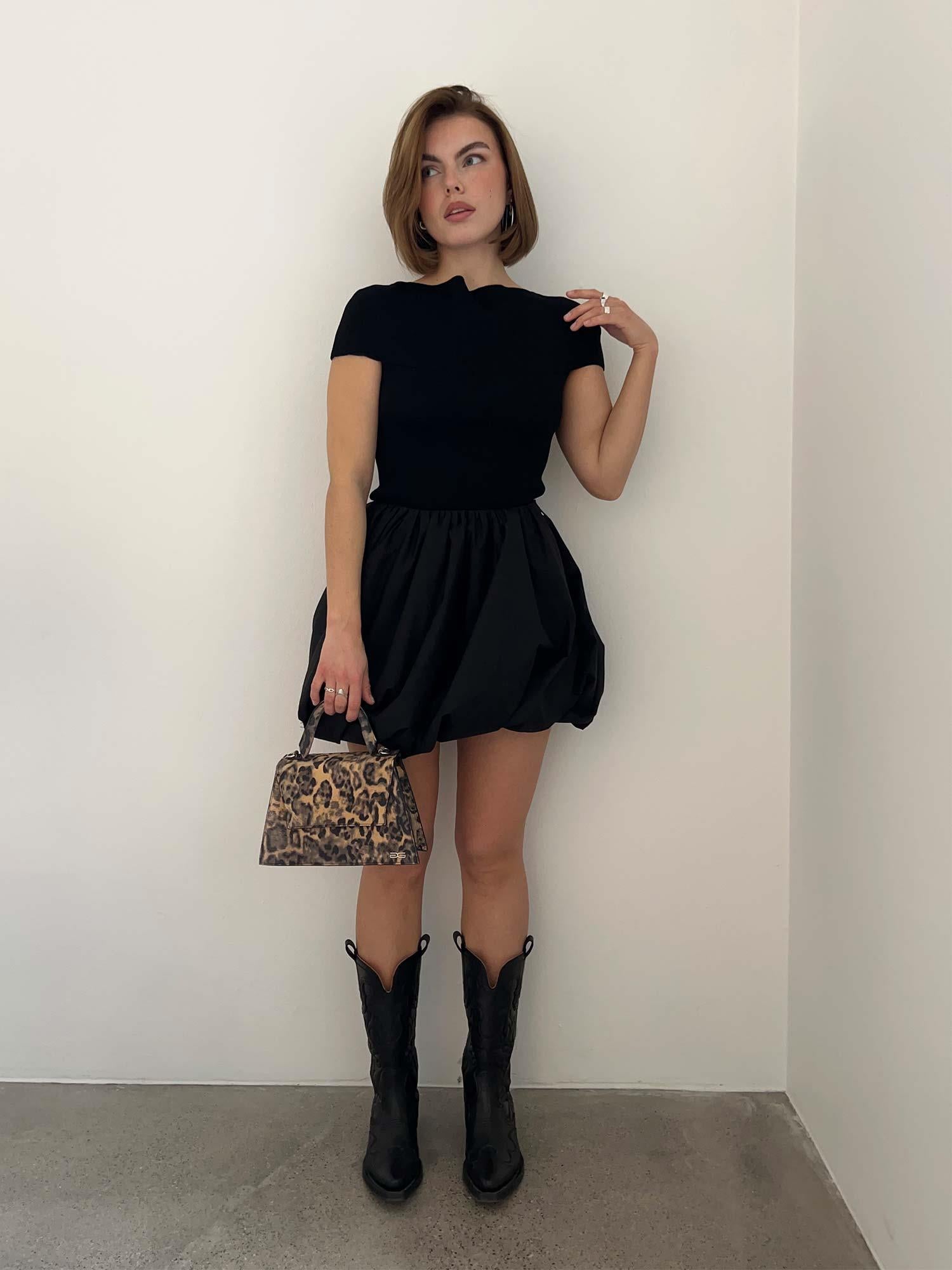 Amani Fitted Top - Black