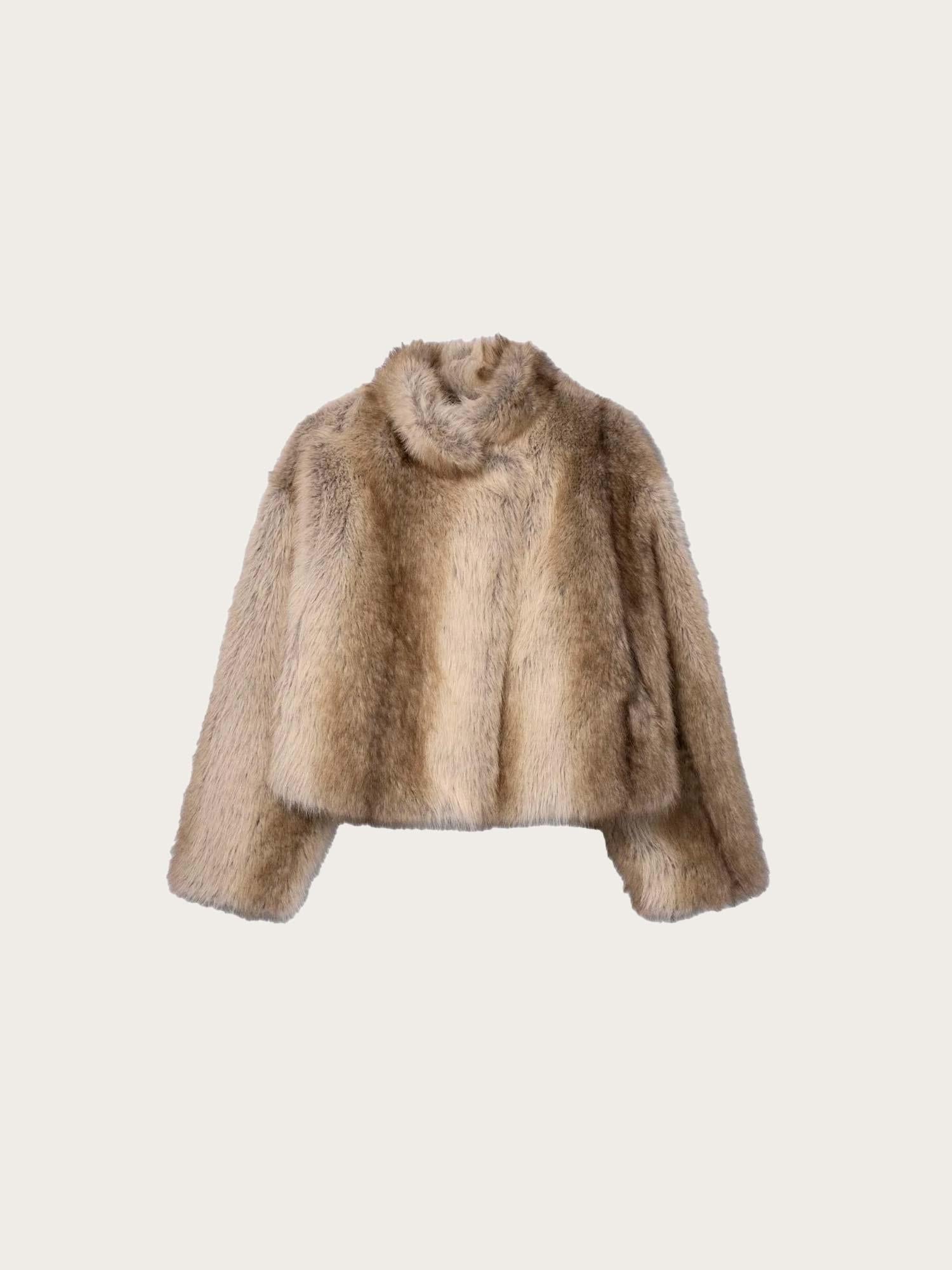 Lumi Faux Fox - Light Fox