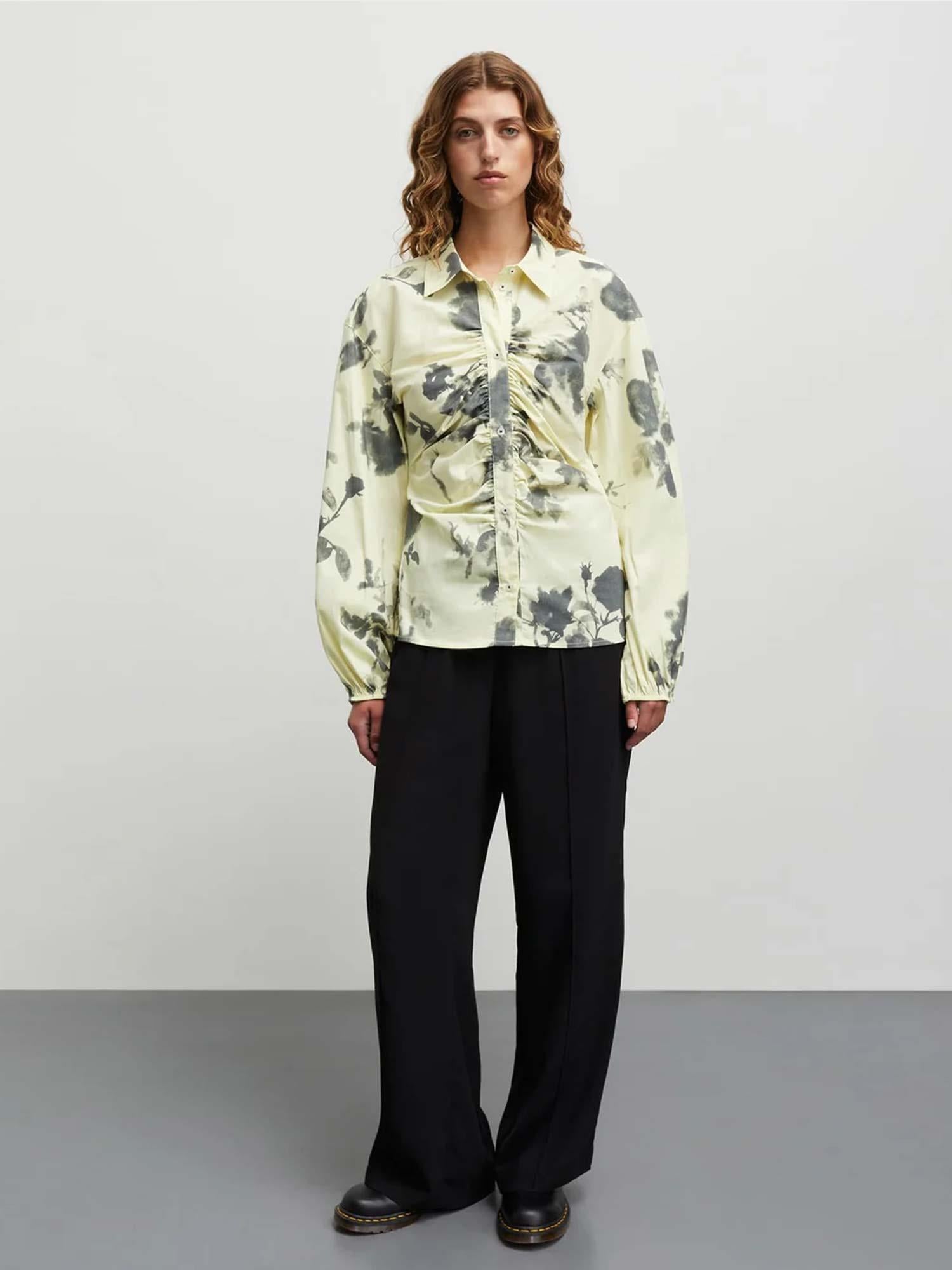 Poplinea Clara Shirt AOP - Ink Flower AOP/tender Yellow