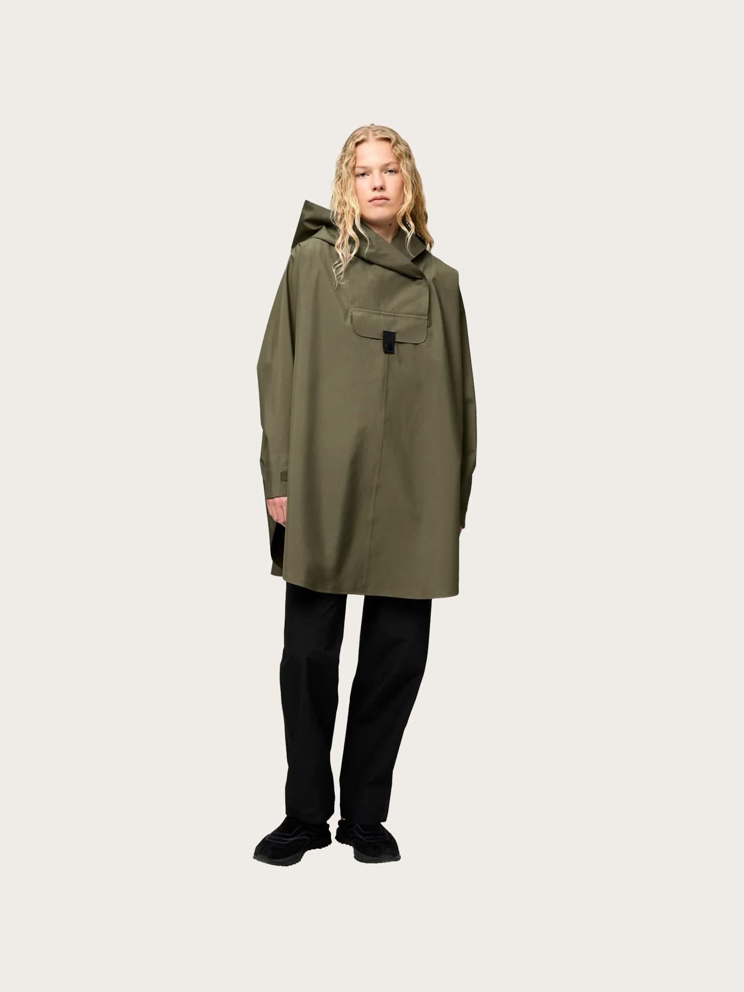 Bergen Poncho - Grape Leaf