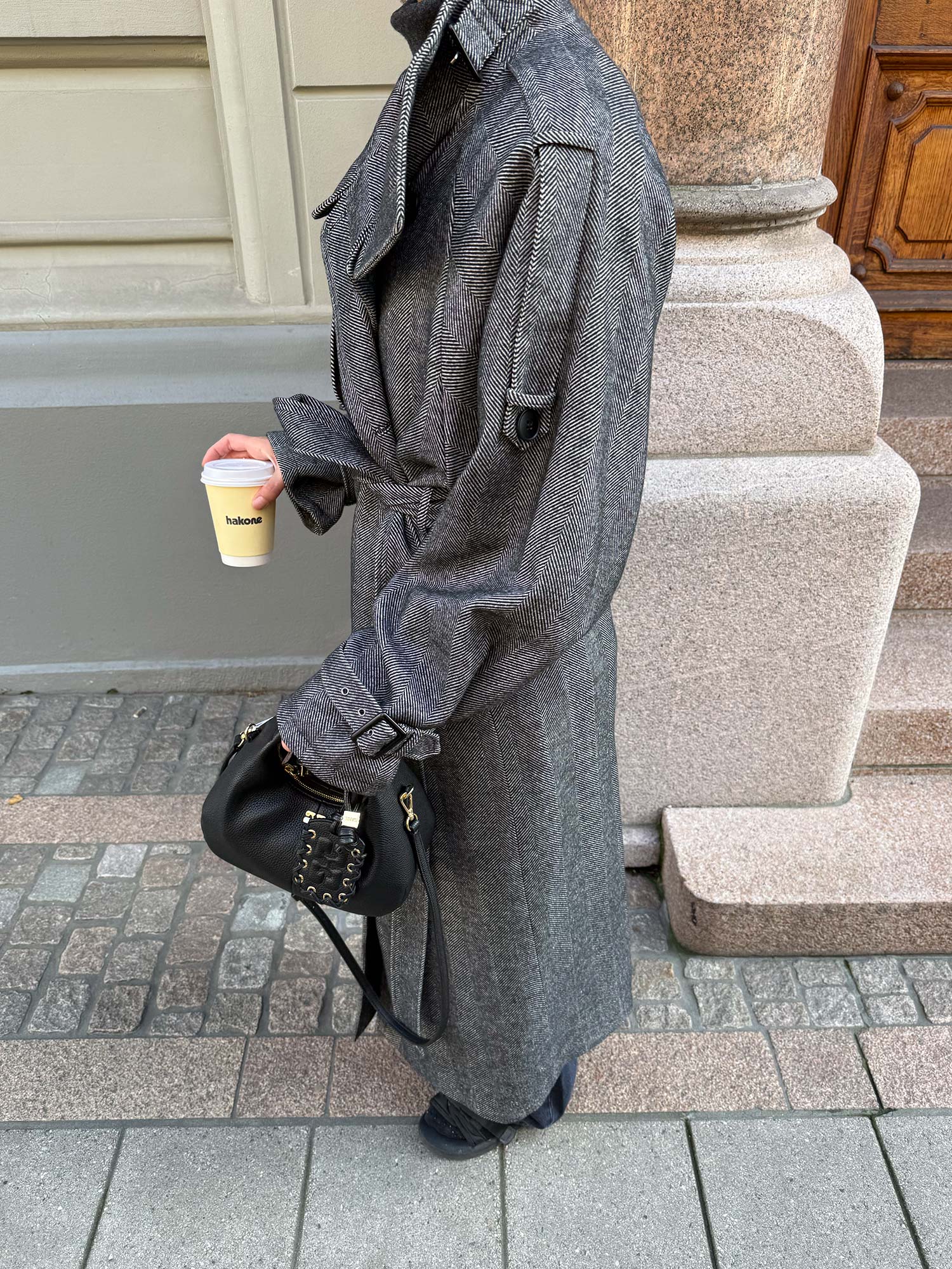 Avic Long Coat - Herringbone Black