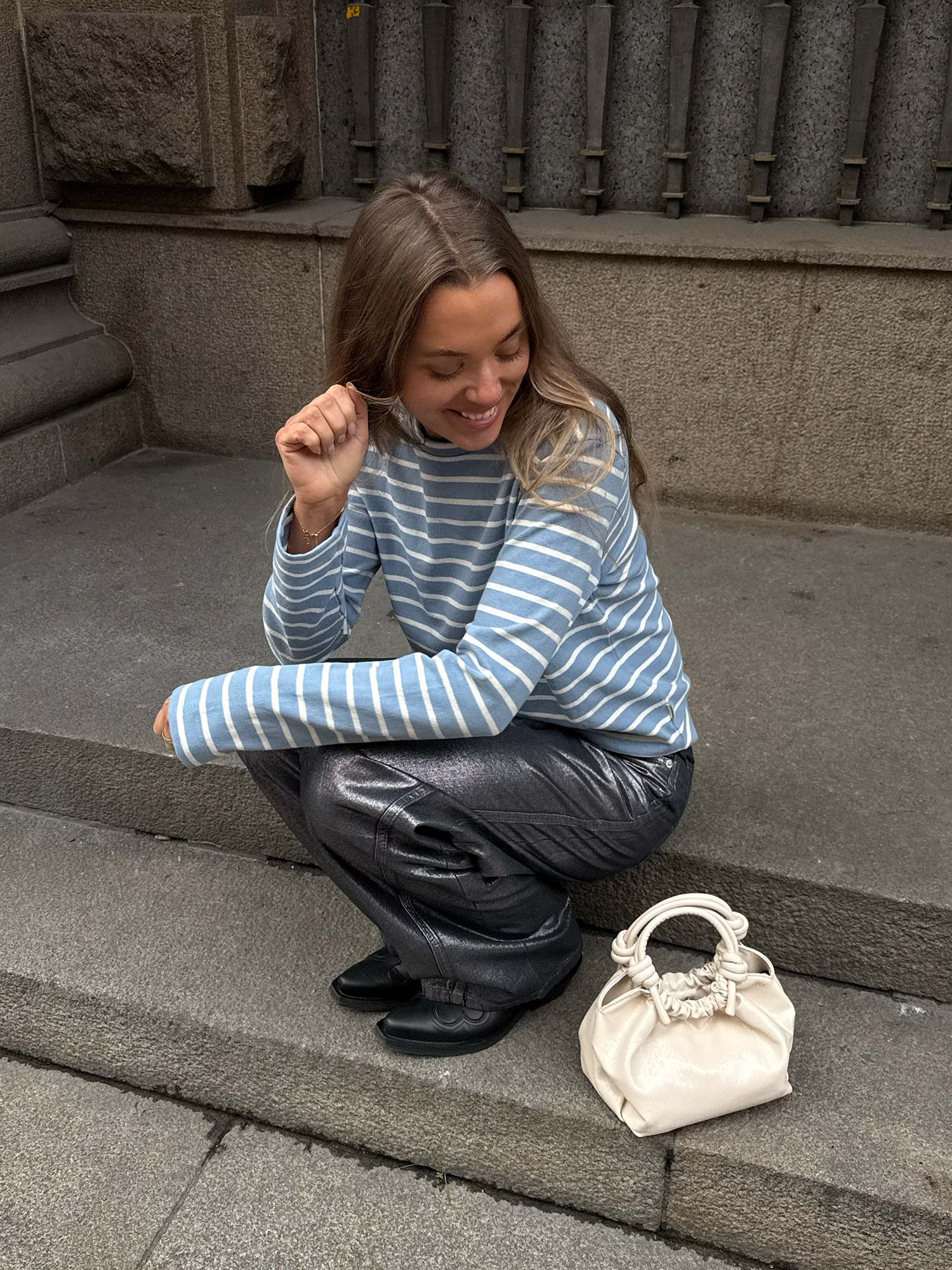 Pablo Maggie Tee LS - Faded Denim/Vanilla Ice