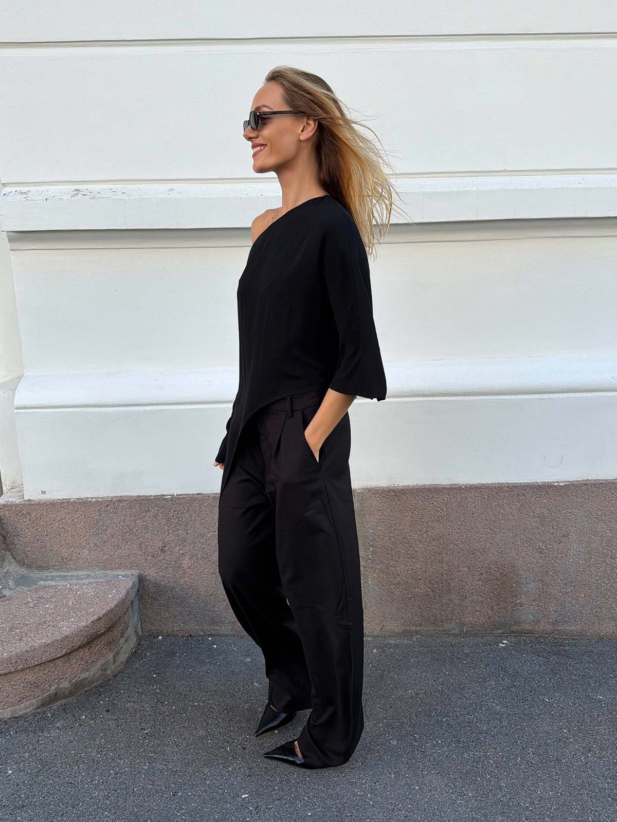 Mia Blouse - Black