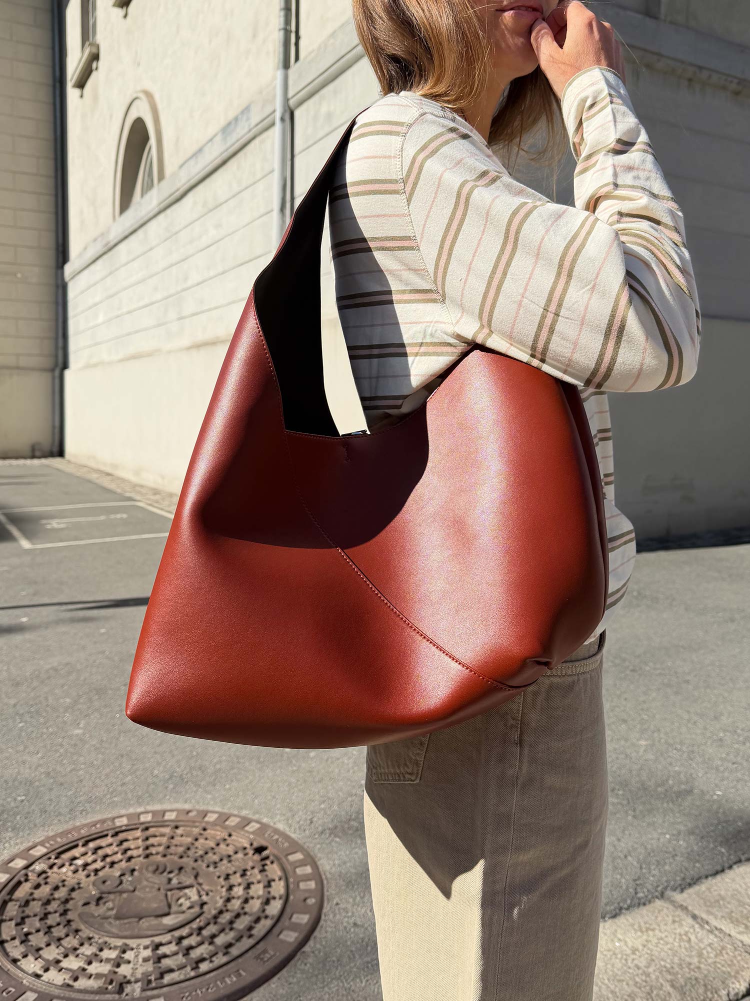 Sakaia Shoulder Bag - Fired Brick