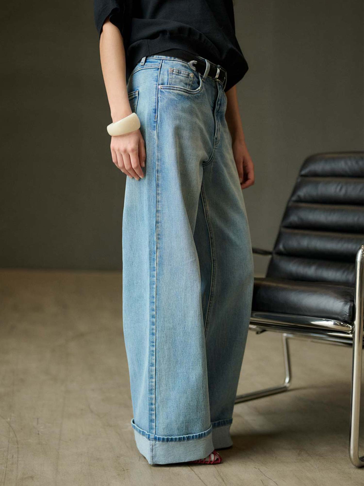 Sara HW Wide Jeans - Washed Blue