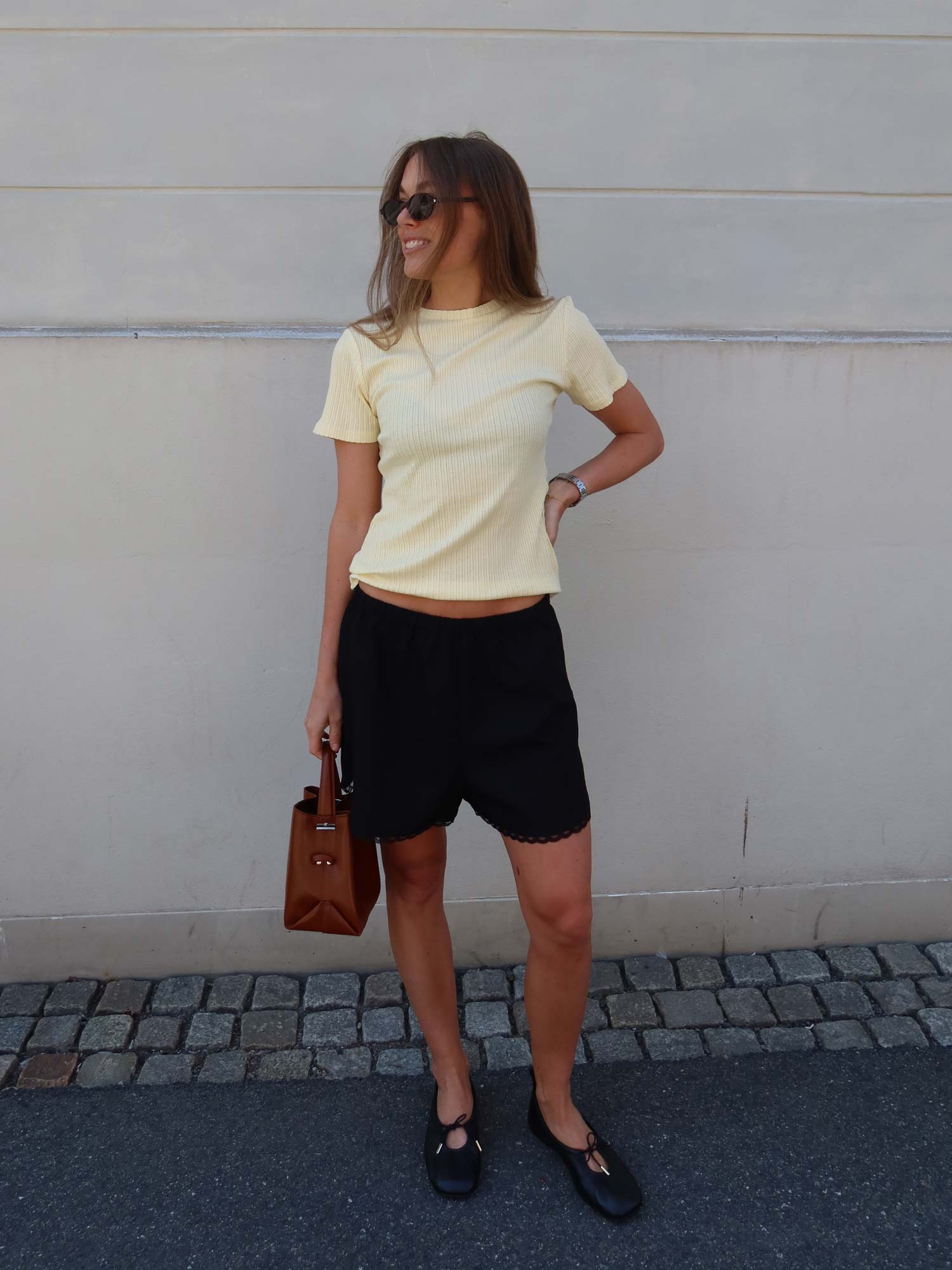 Ensalu Shorts - Black