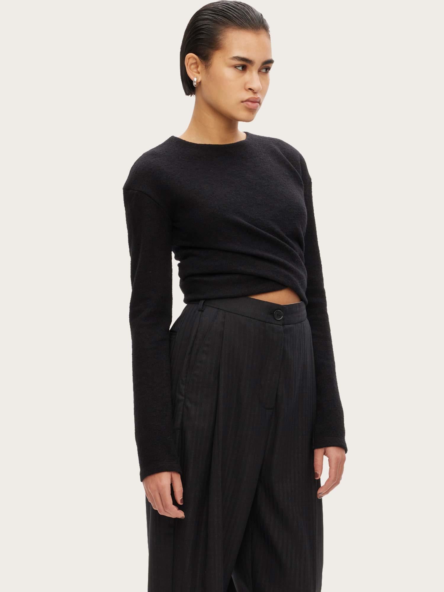Long Sleeve Twisted Top - Noir