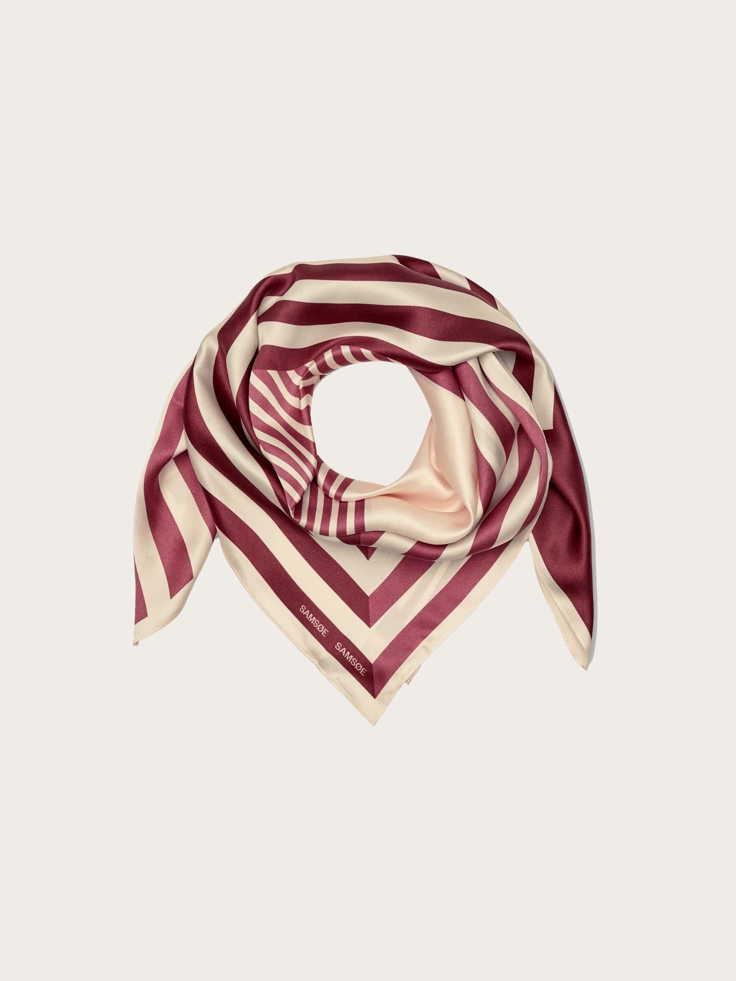 Saelli Scarf - Zinfandel St.