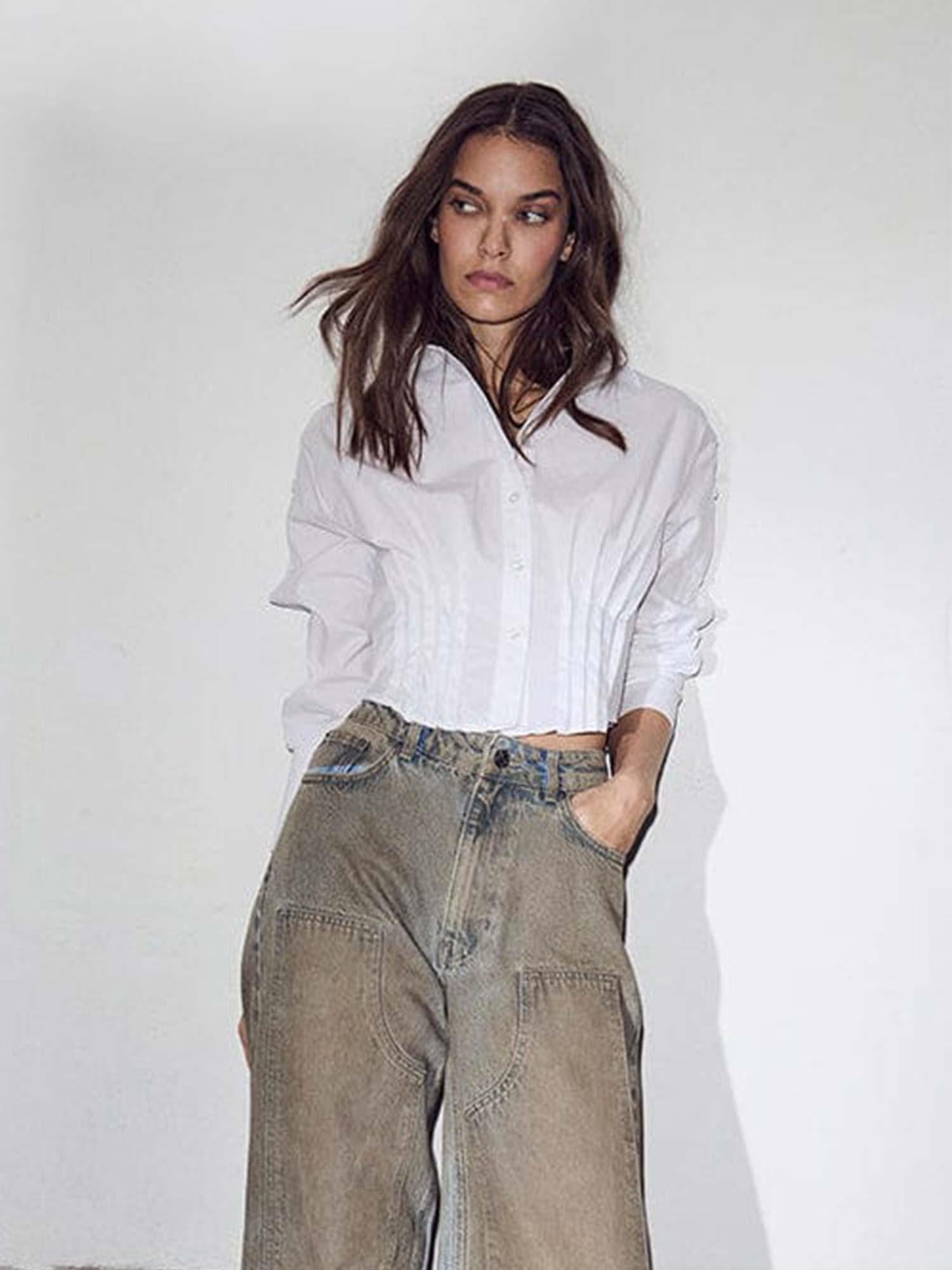 Bell Pleat Crop Shirt - White