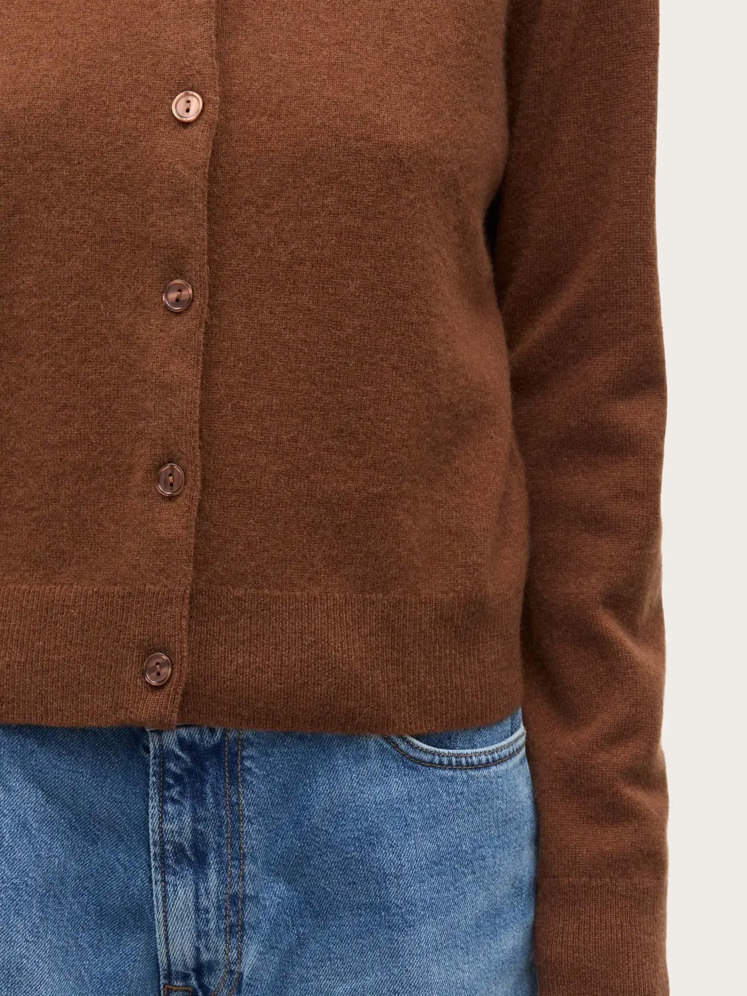 Saboston Cardigan - Potting Soil