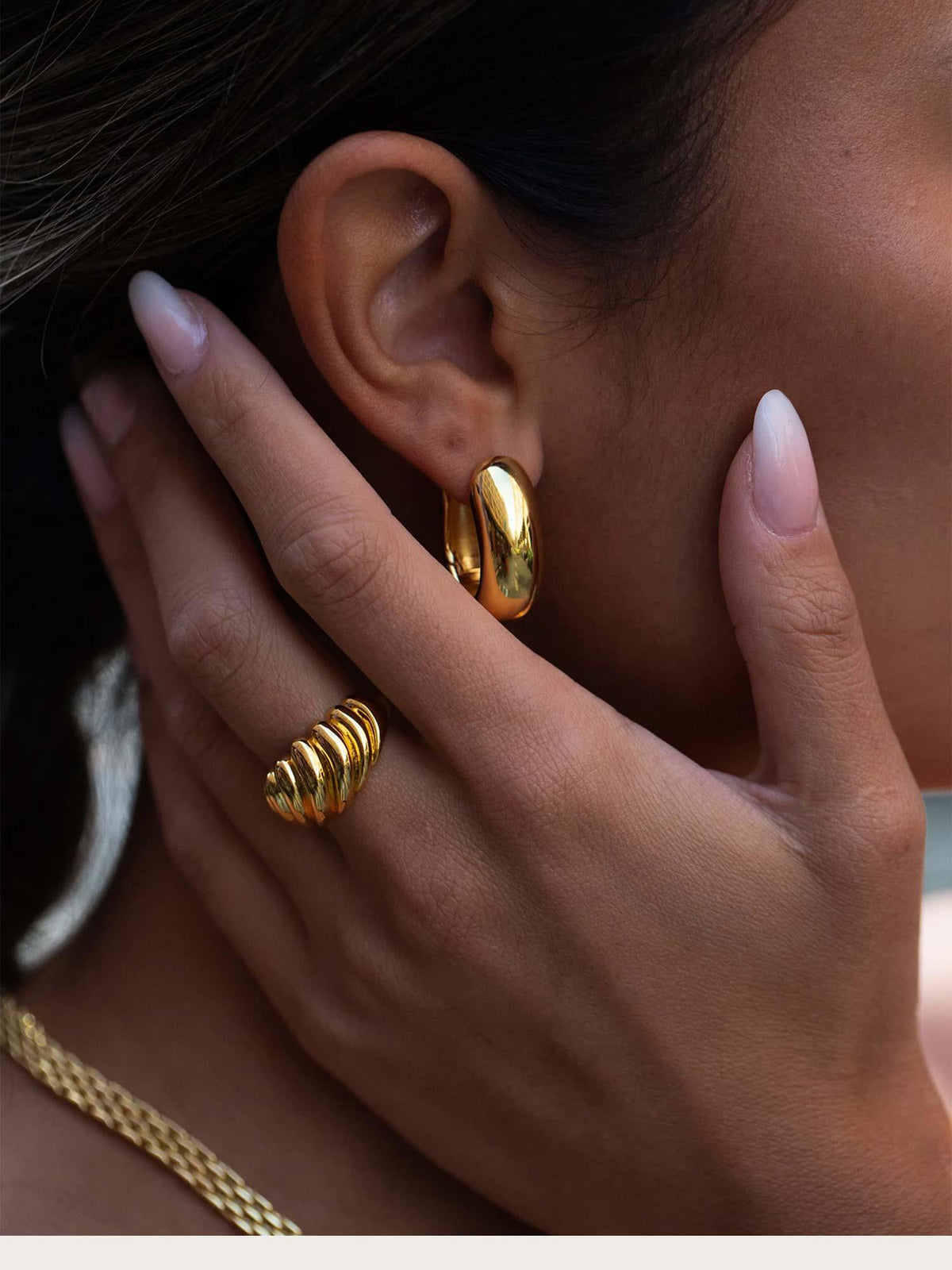 Oval Dome Hoops - Gold