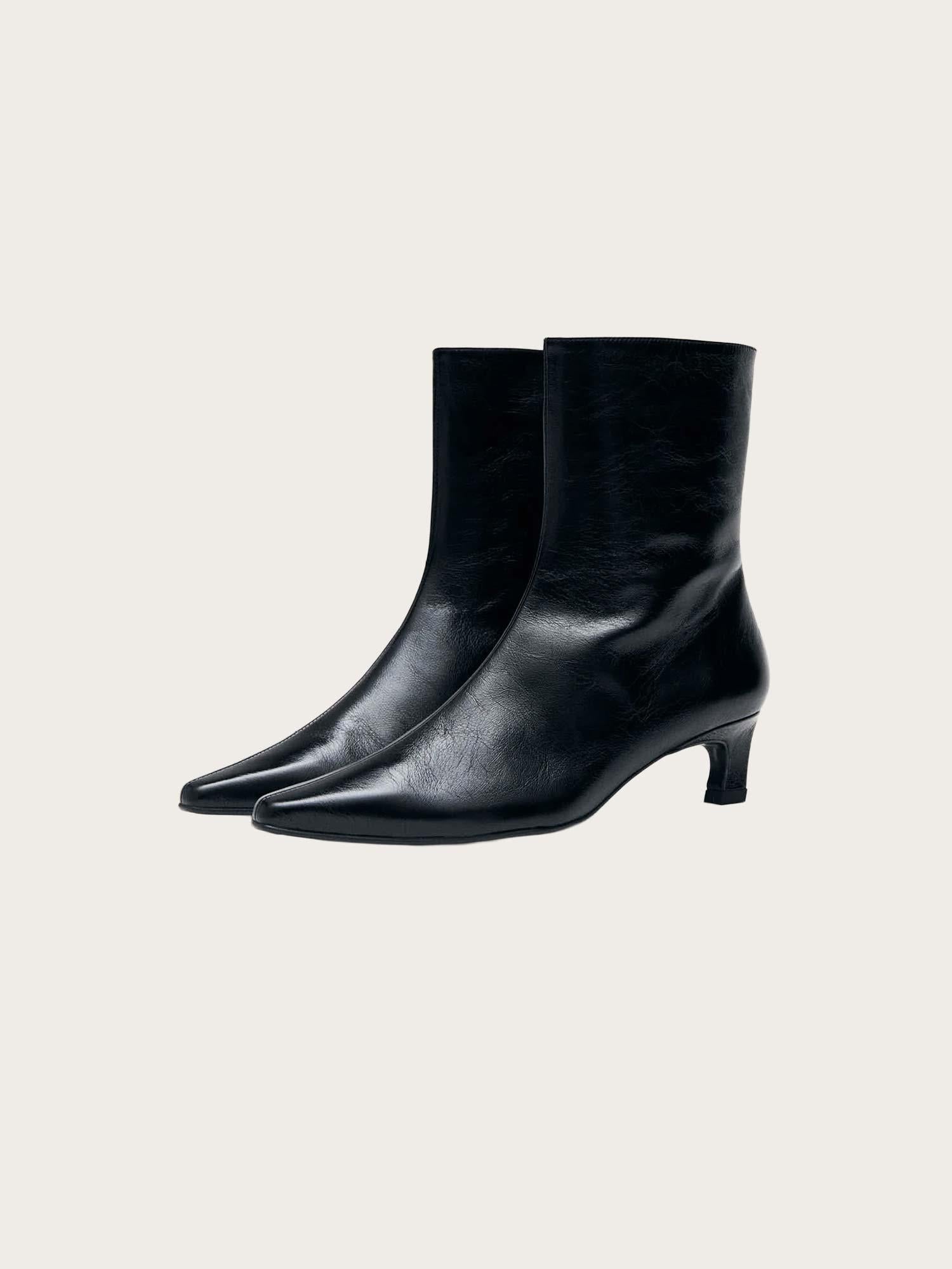 Ambar Rift Black Leather Ankle Boots