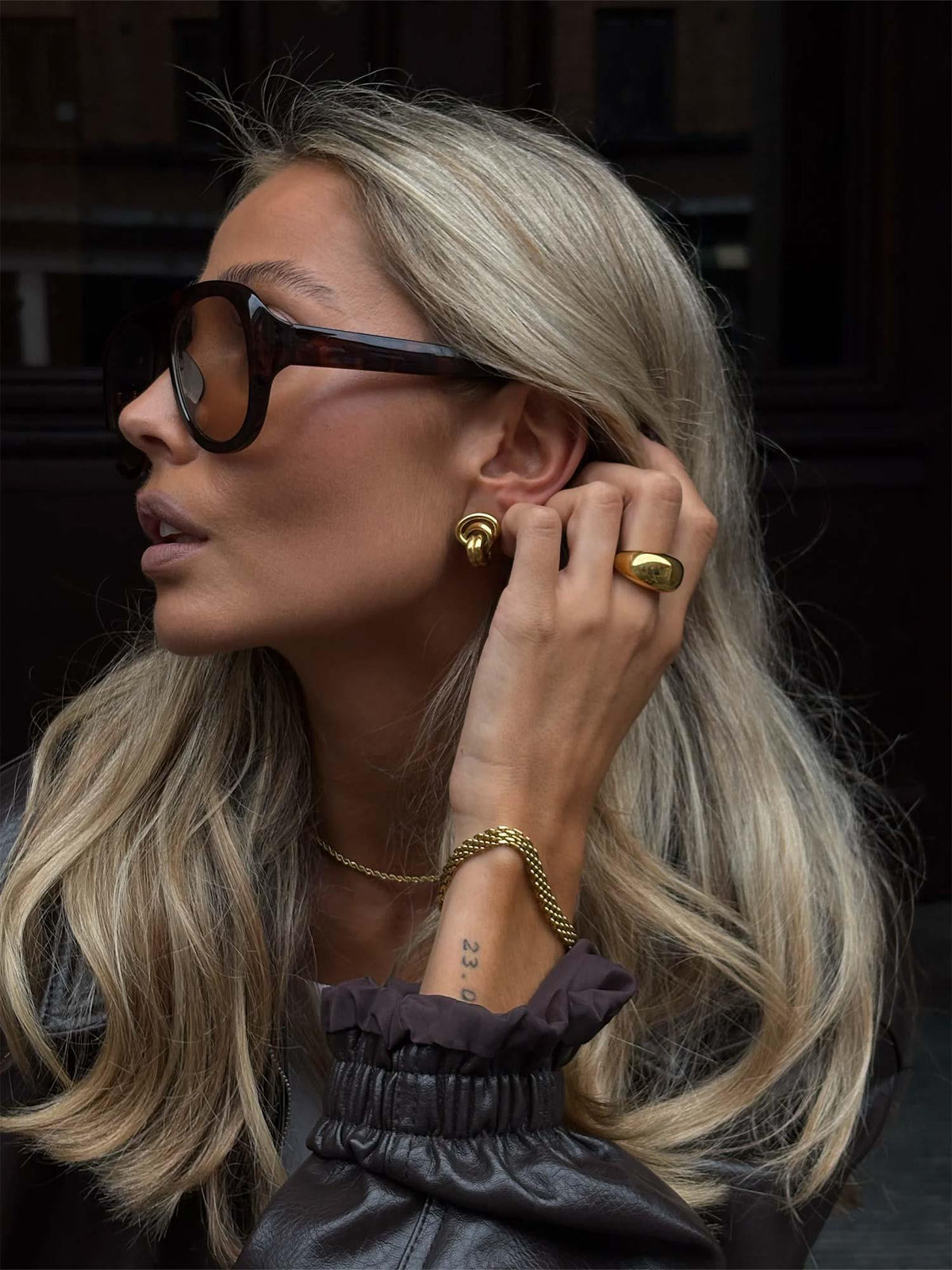 Double Knot Earrings - gold