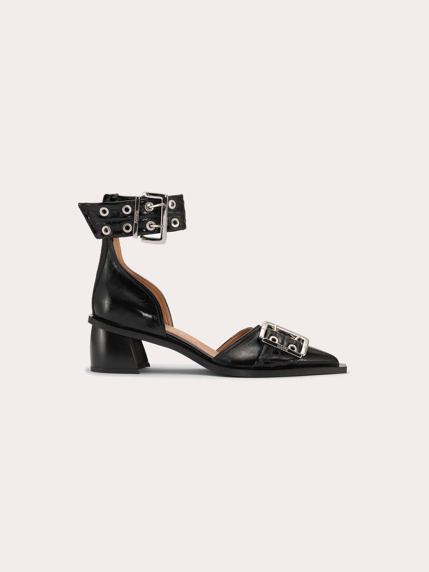 S2891 Feminine Buckle Open Cut Pump Naplack - Black