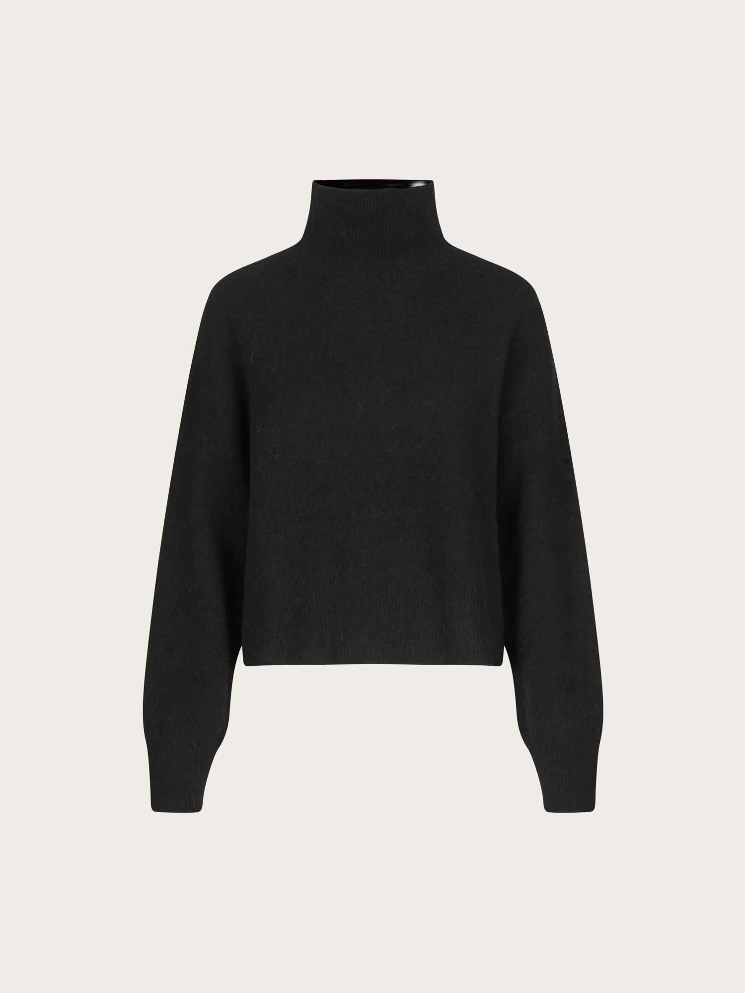 Nola T-Neck - Black