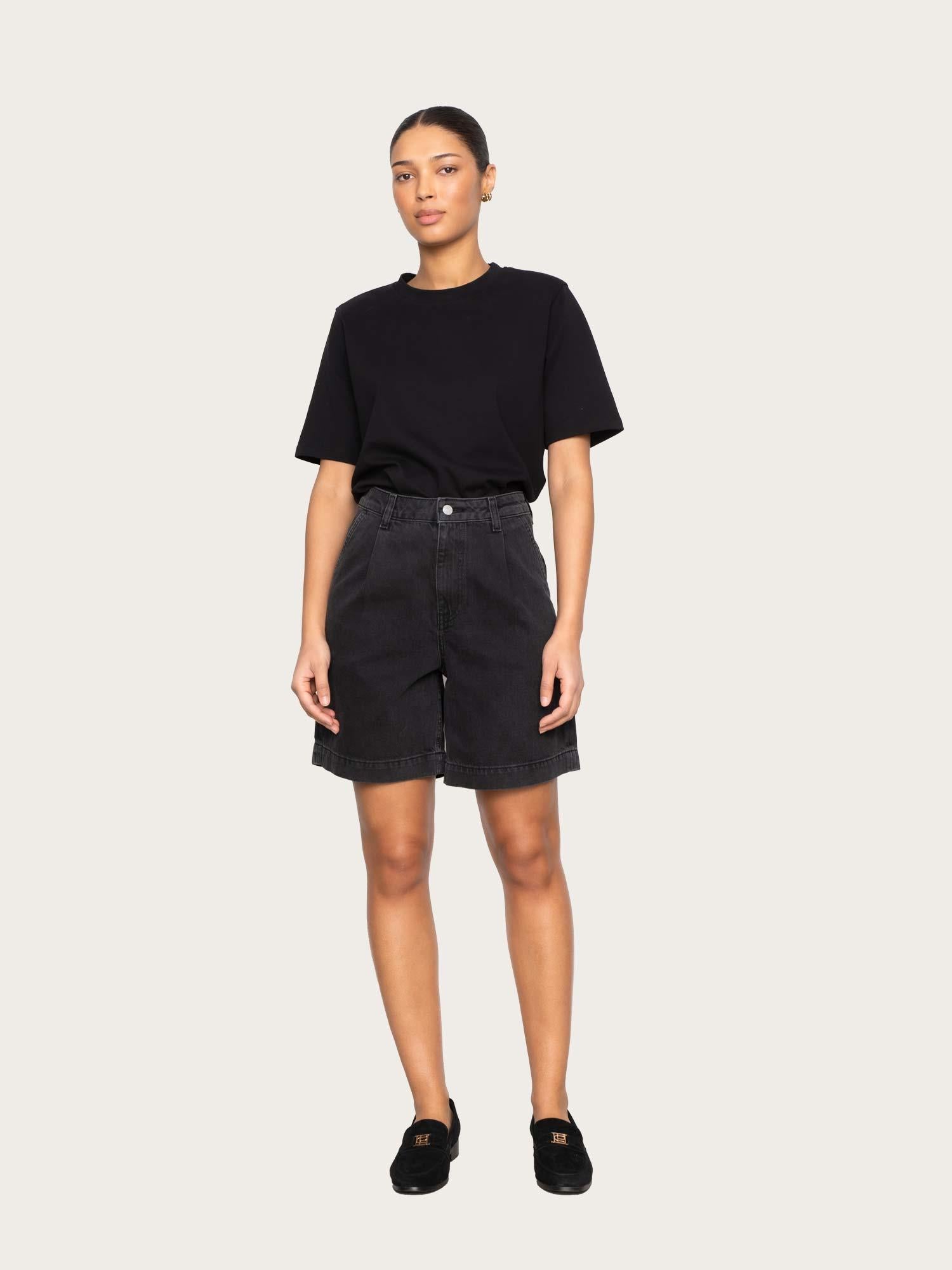 Jason Shorts - Black