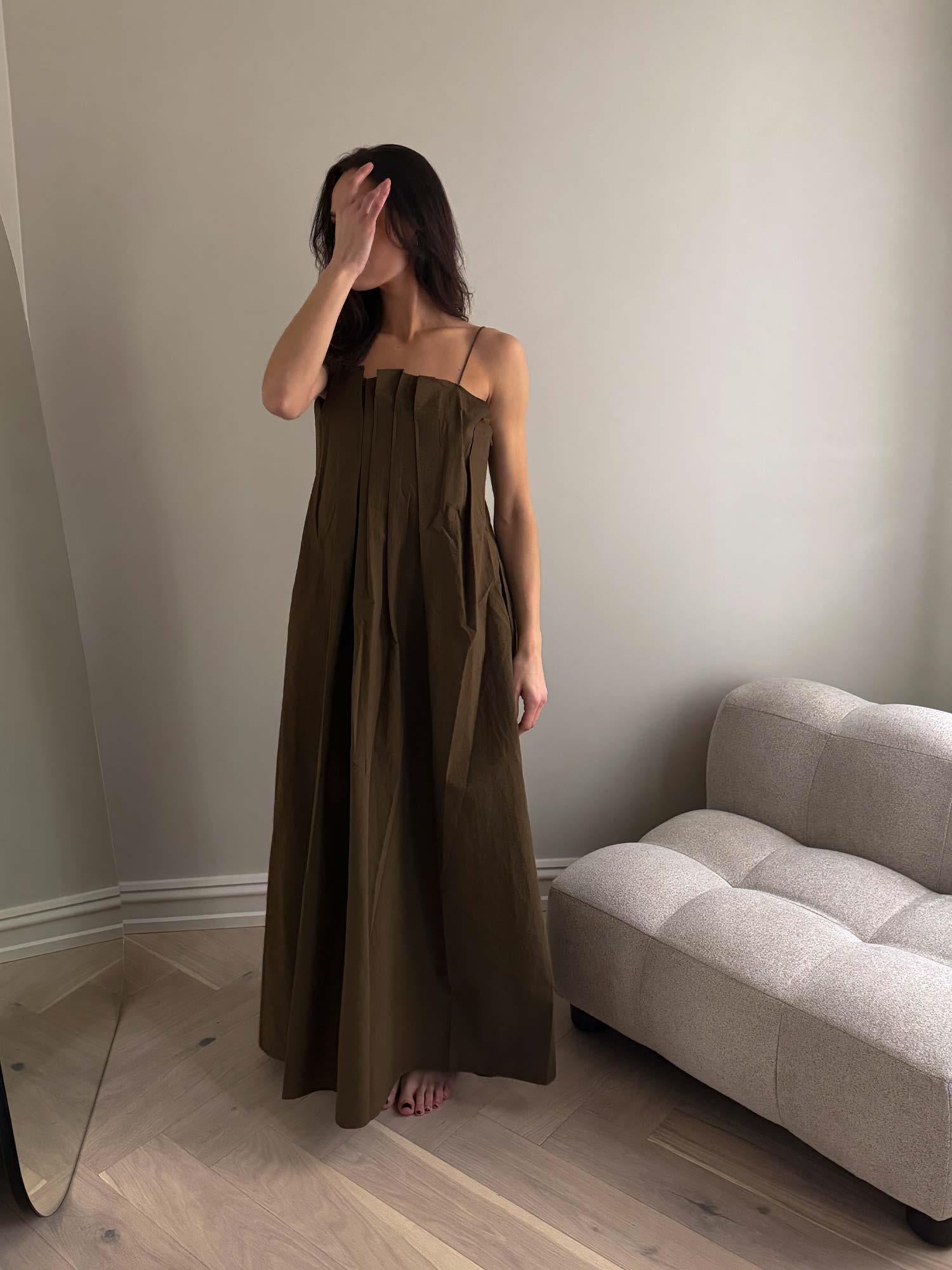 Eos Gathered Dress - Moss