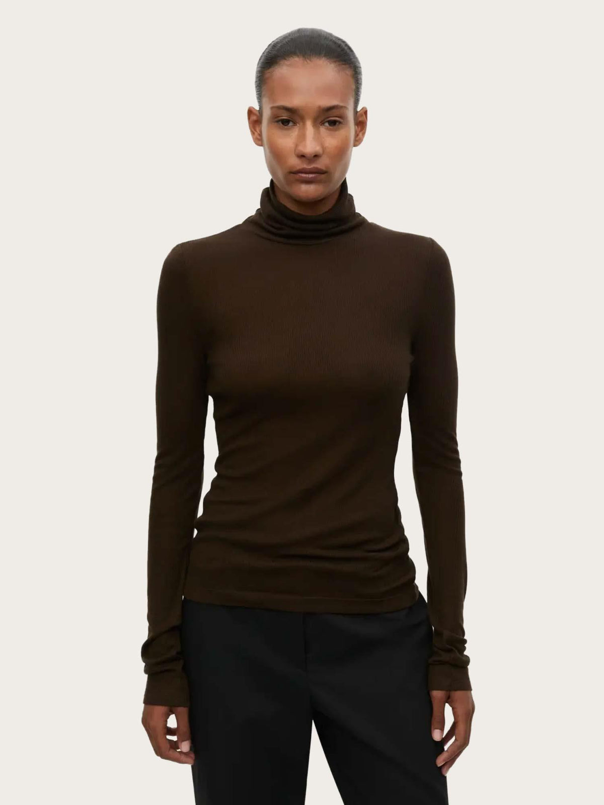Sasonnet LS T-Neck - Delicioso