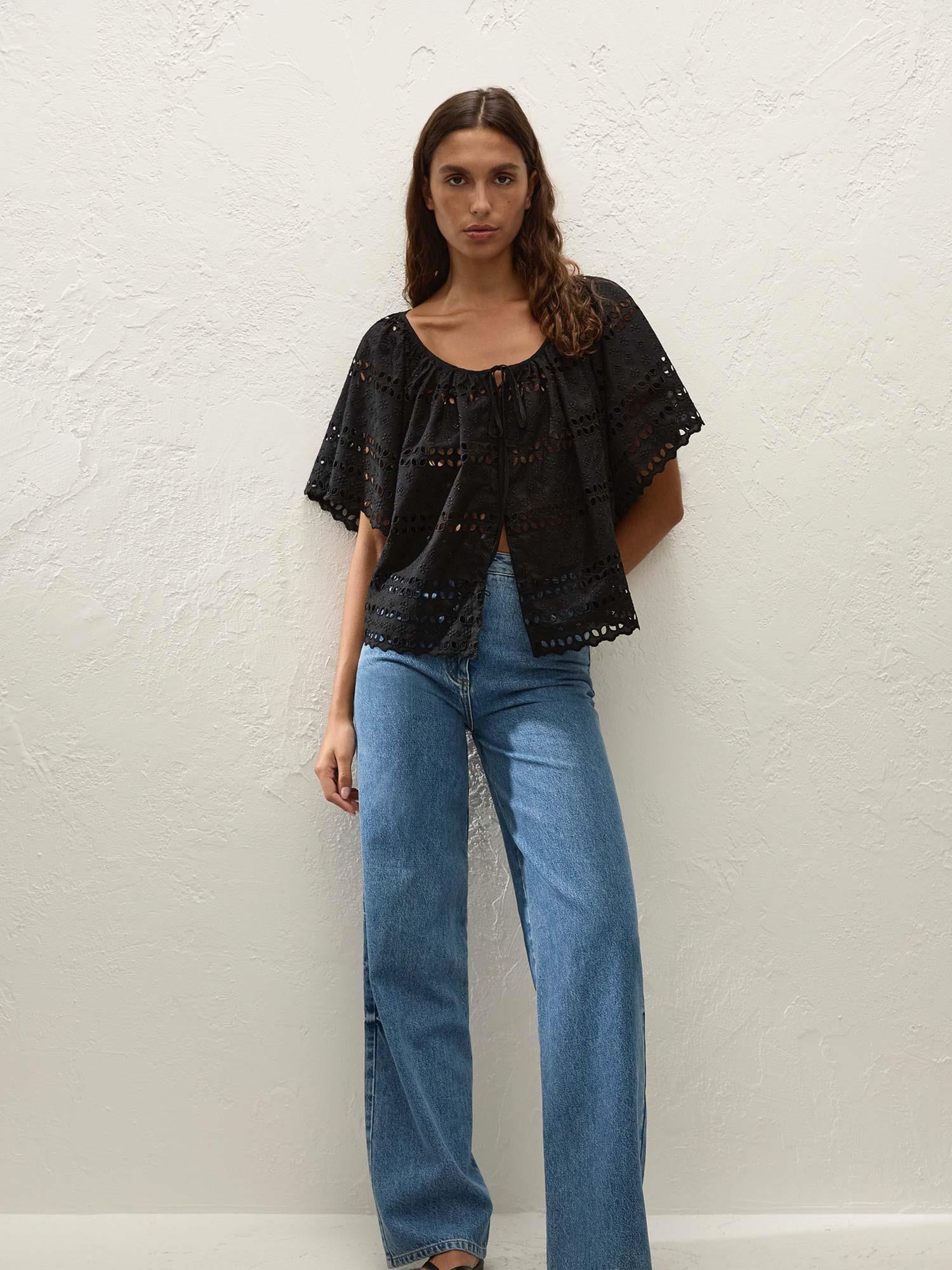 Mitla Top - Rosa Broderie Black