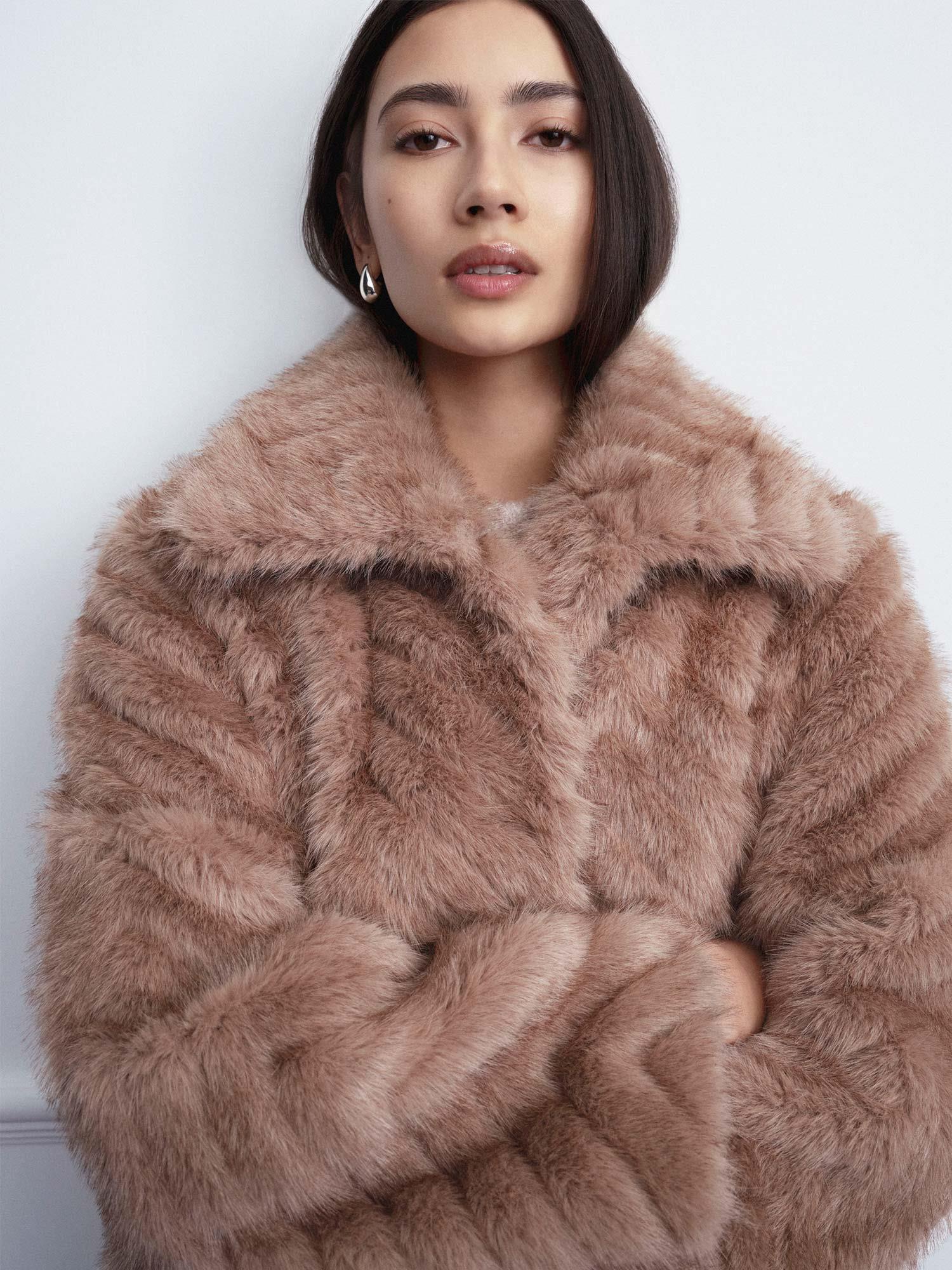 ScarletFaux Mink Zigzag - Camel