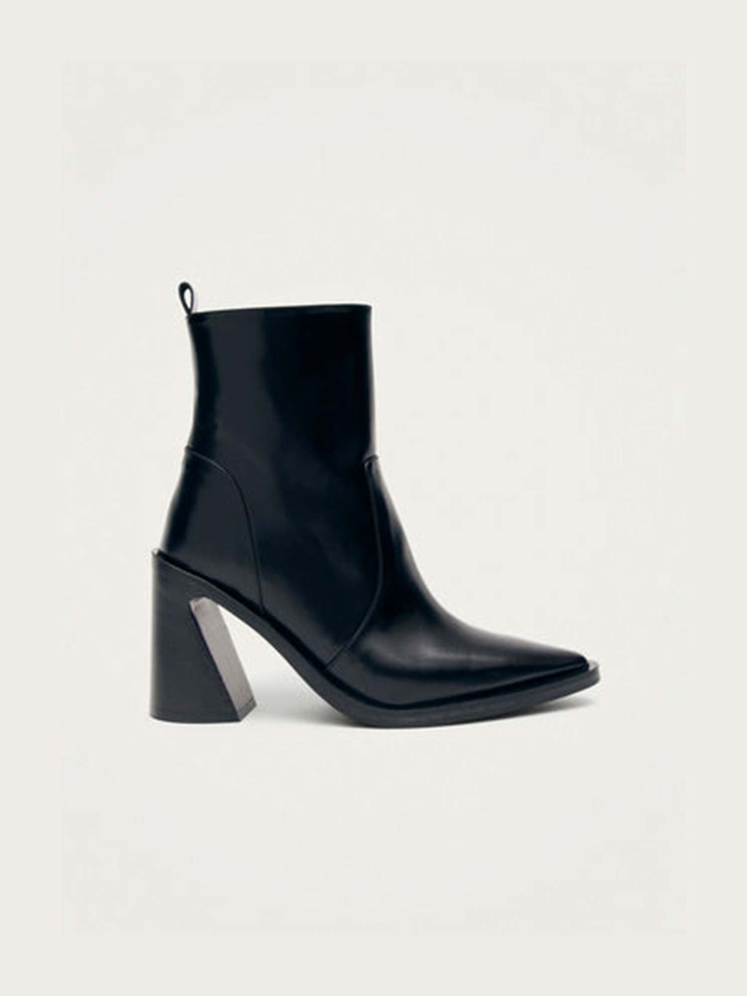 Haylo Black Leather Ankle Boots