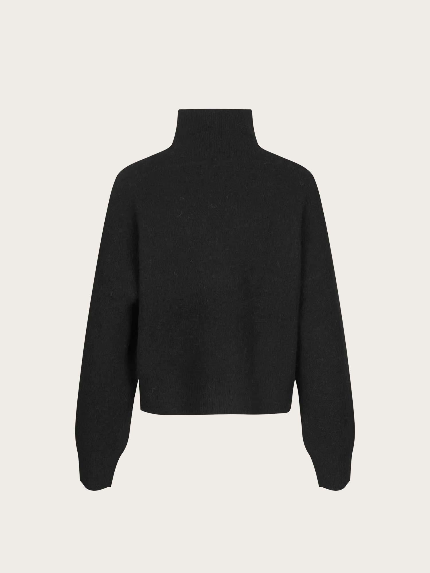 Nola T-Neck - Black