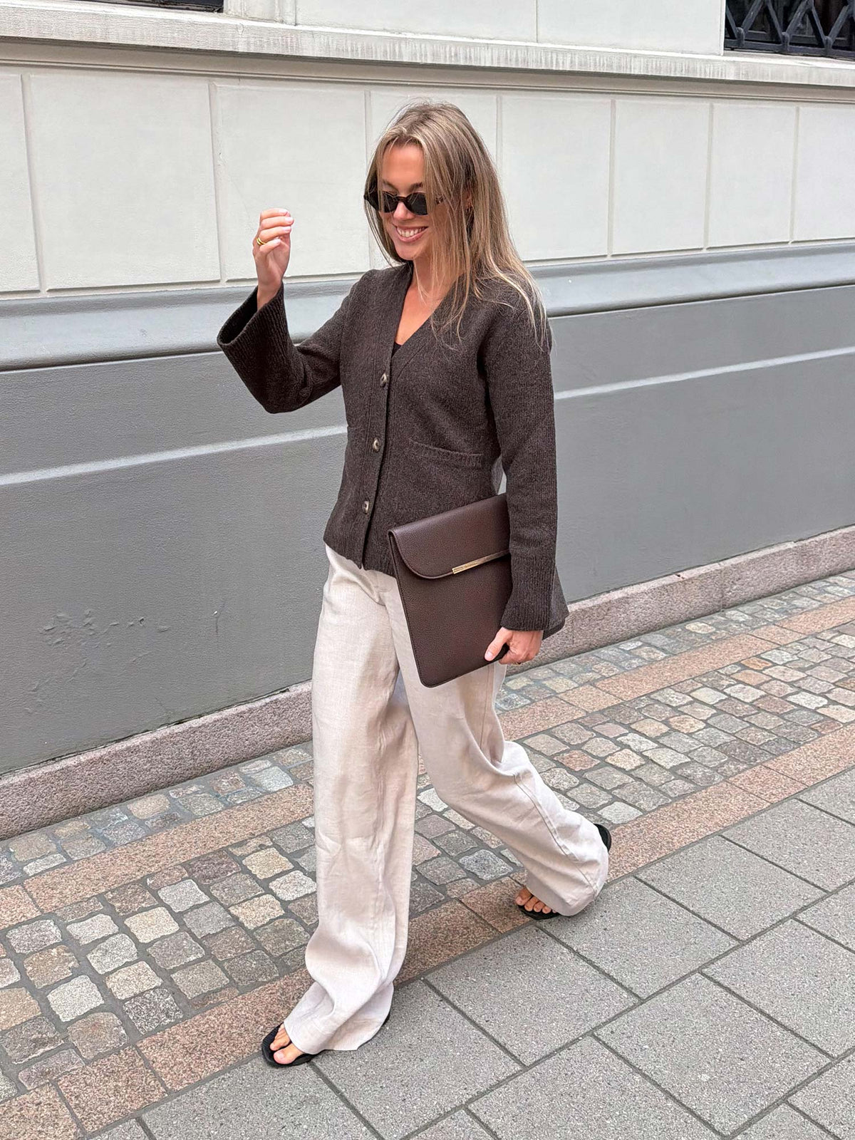 EricaFV 769 Long - Sand Linen
