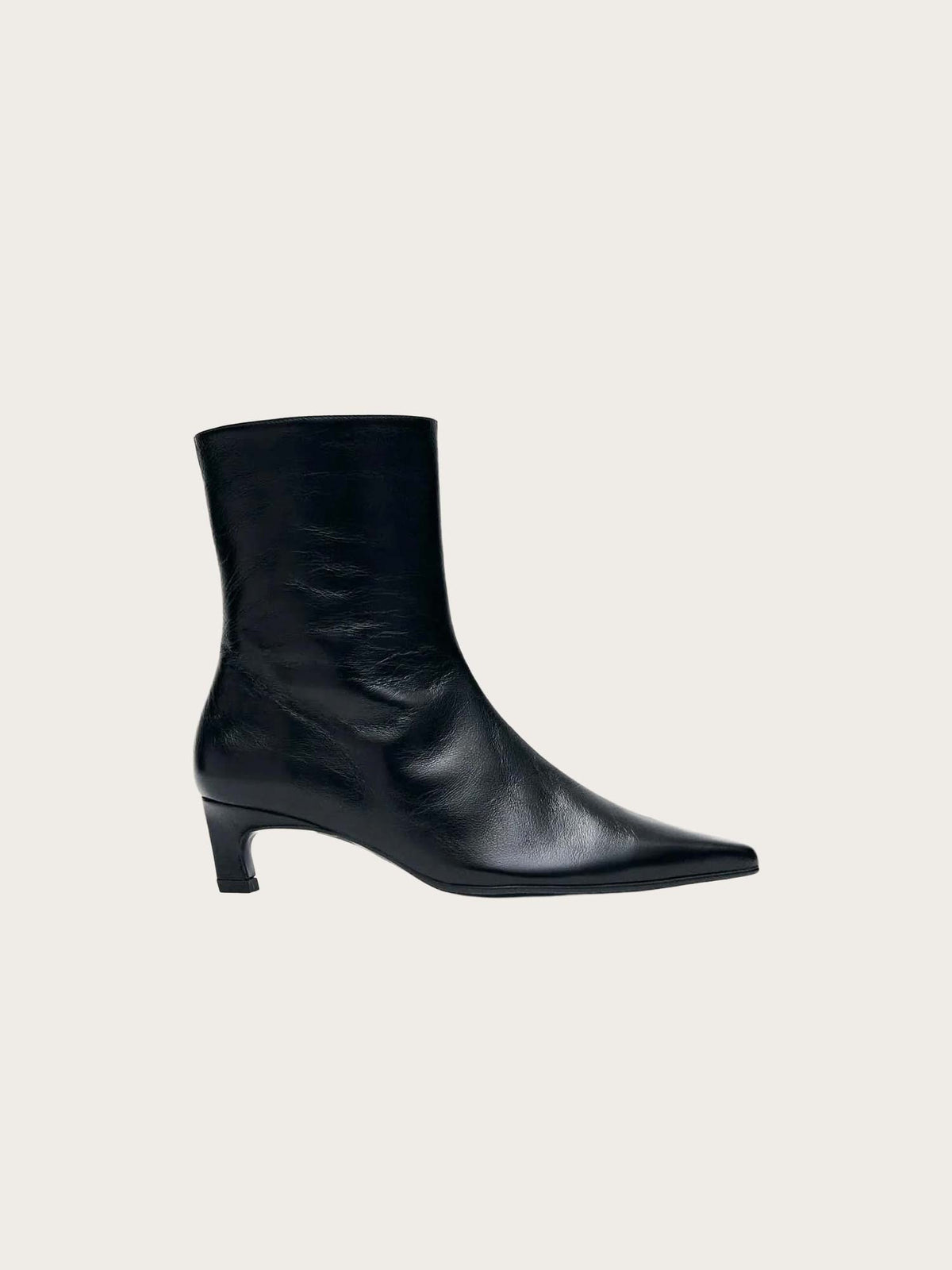 Ambar Rift Black Leather Ankle Boots
