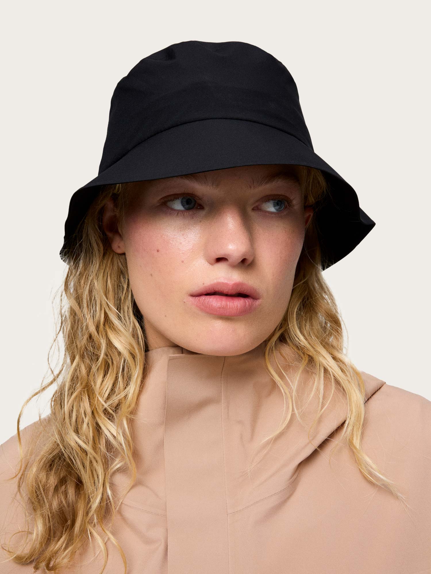 Øya Bucket Hat - Black