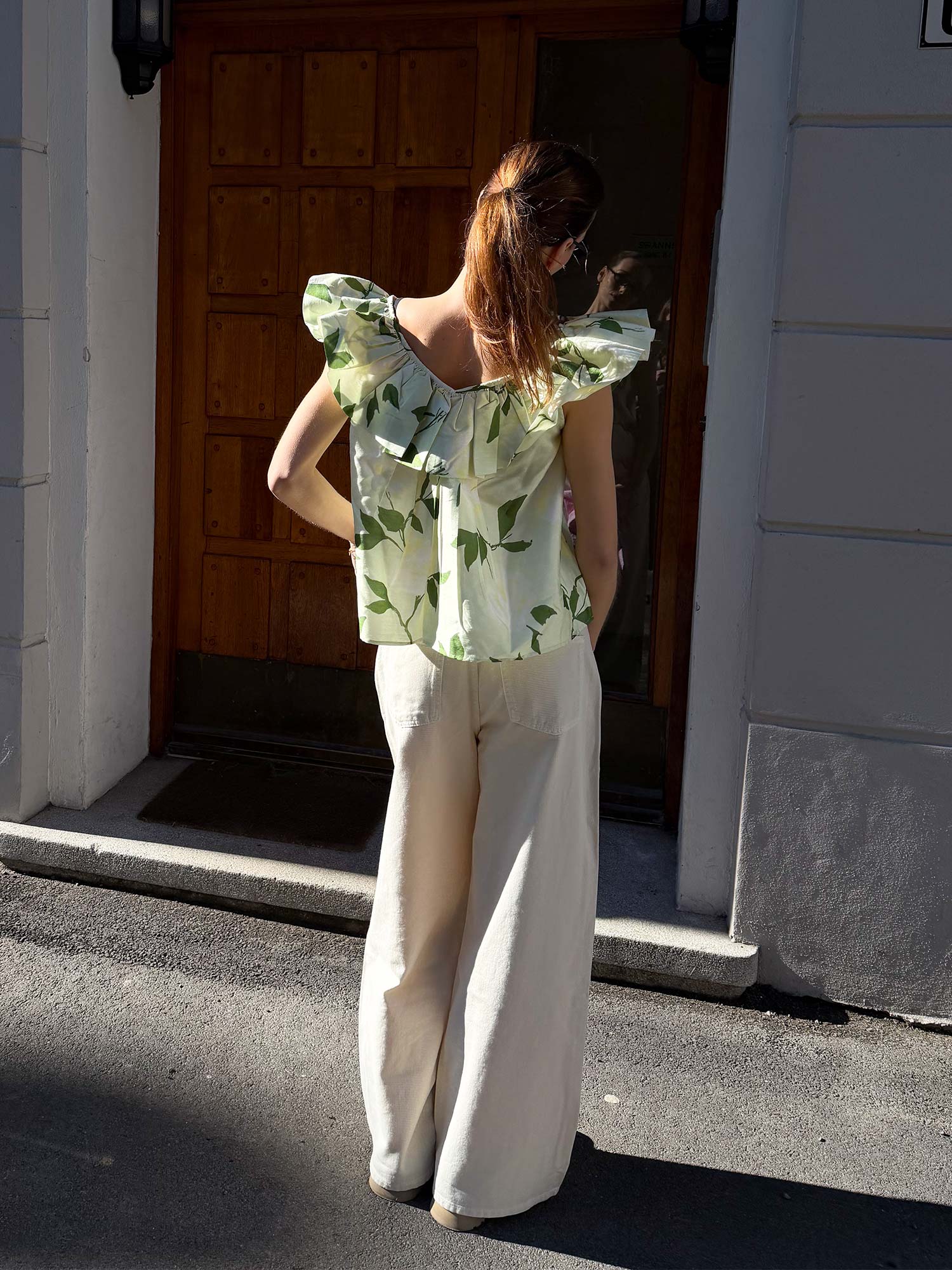 Taﬀeta Flounce Top - Soft pastel