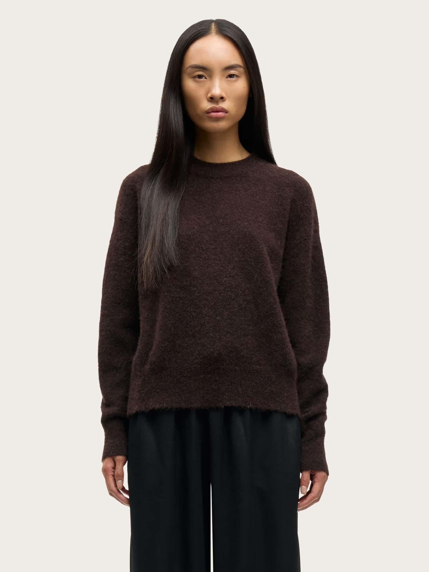 Anour O-neck - Black Coffee