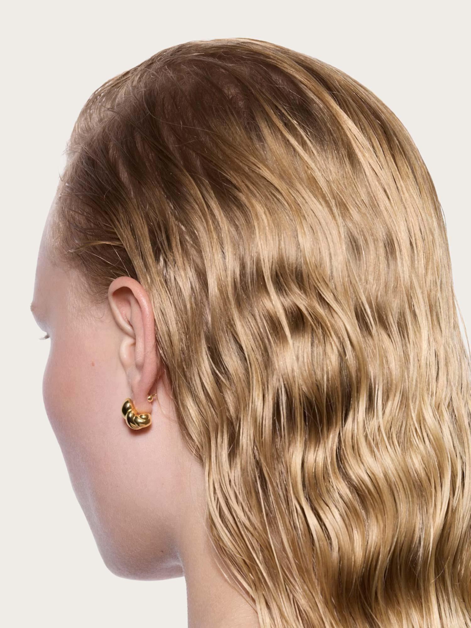 Robe Earring Small - Gold