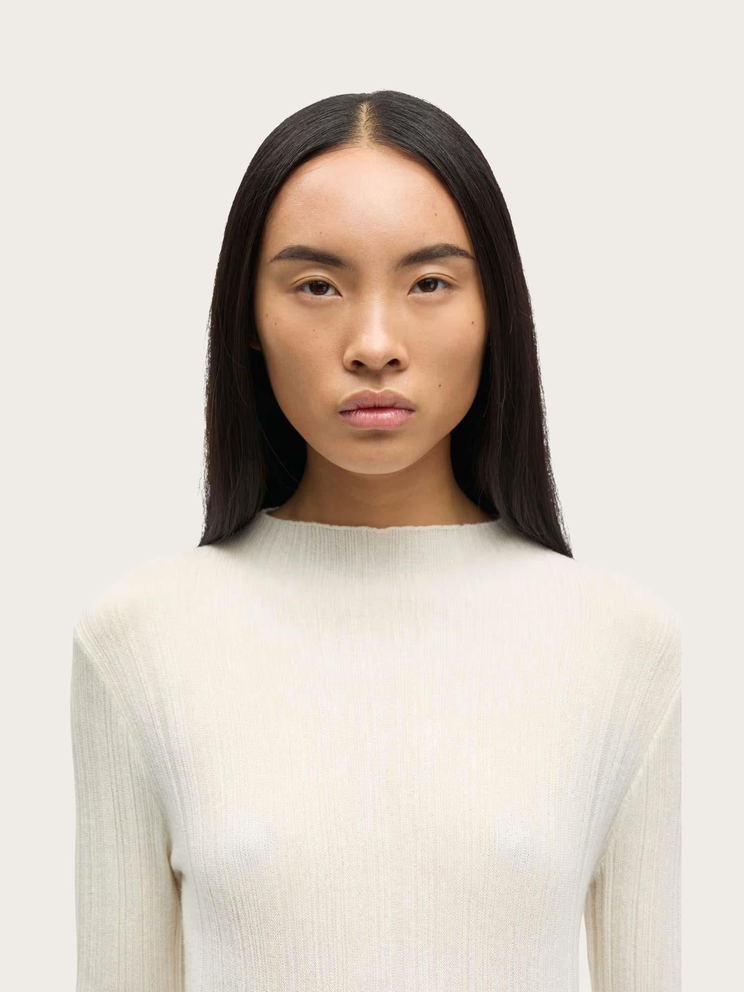 Sajose Turtleneck - Clear Cream