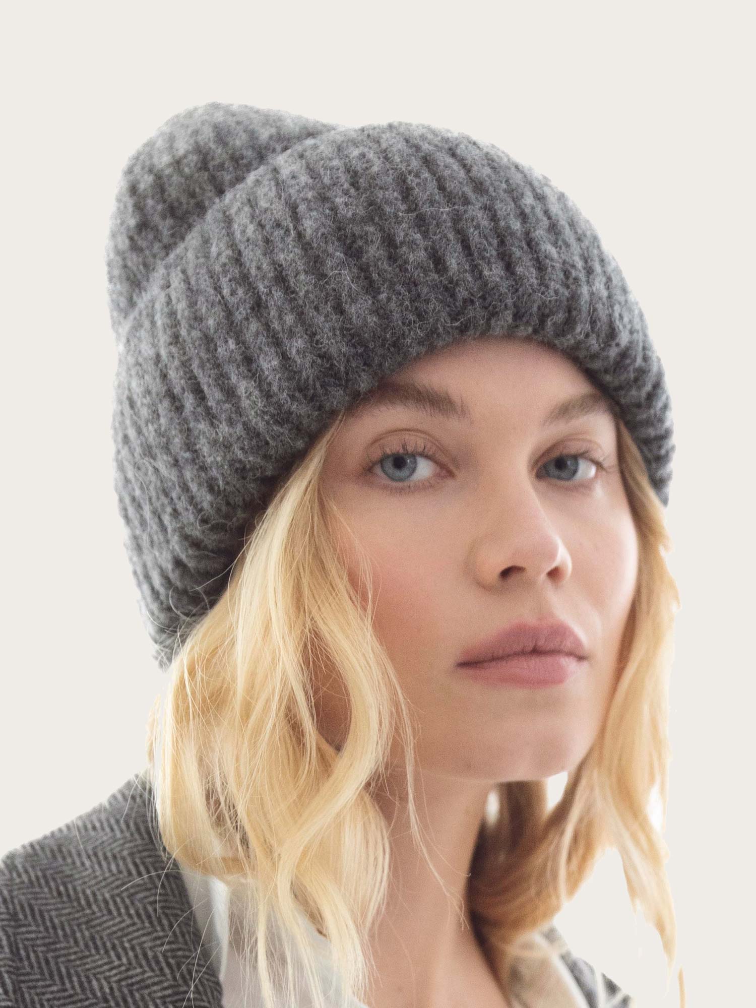 Ayla Beanie - Dark Grey