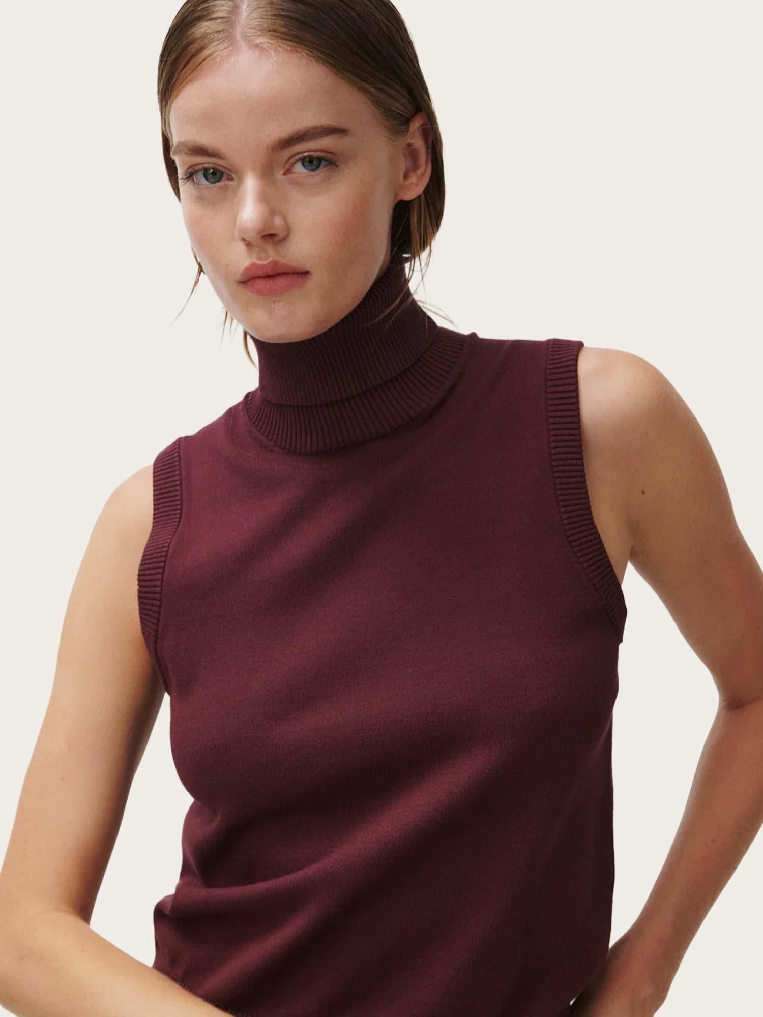 2ND Emerald Vest - Catawba Grape