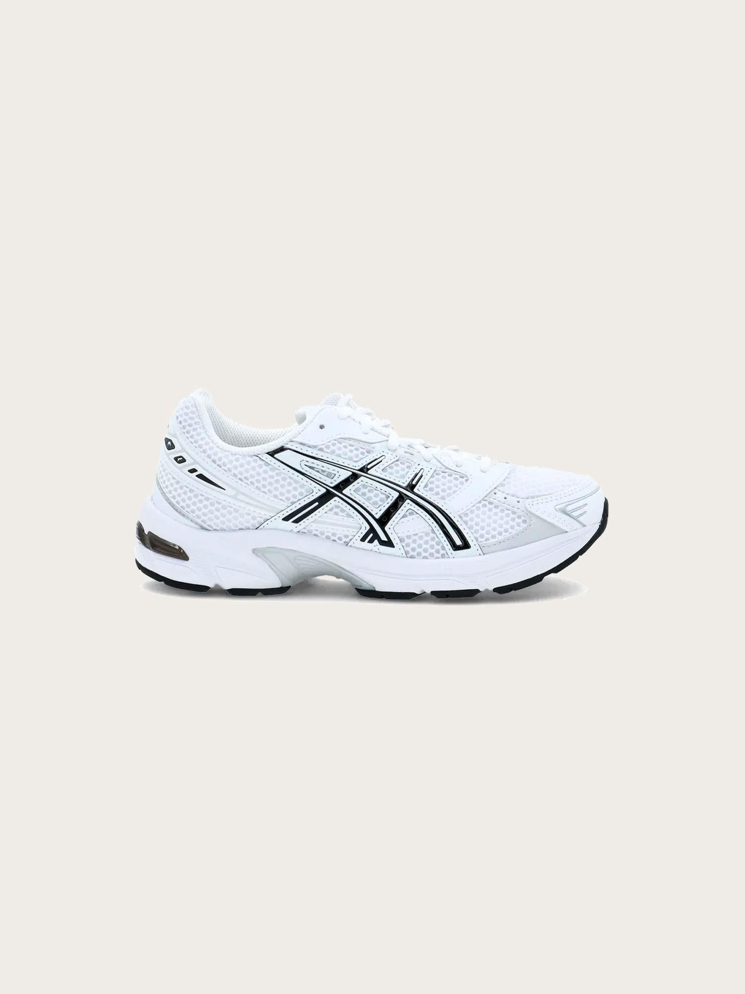 GEL 1130 - White/Black