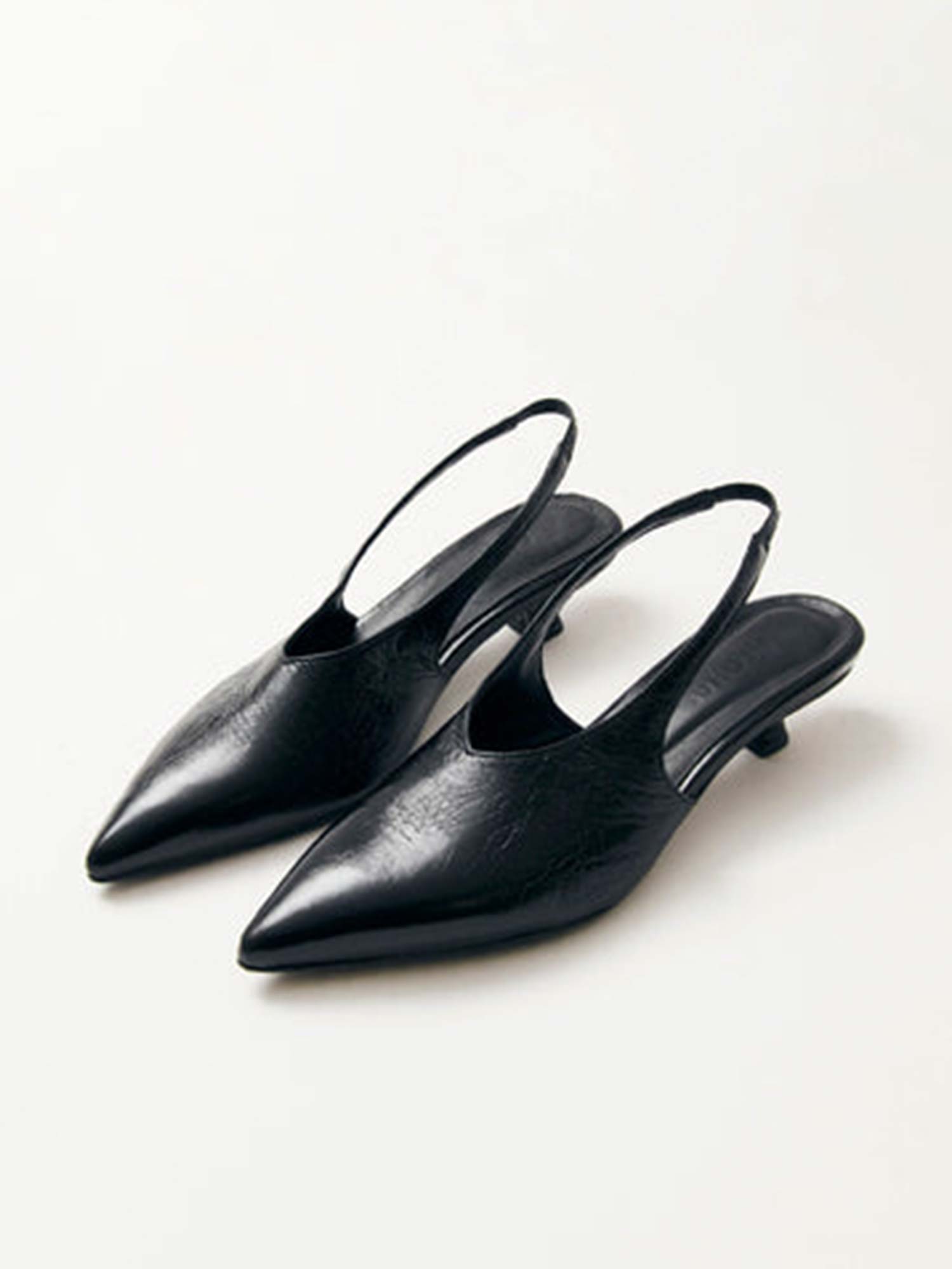 Eros Black Leather Pumps