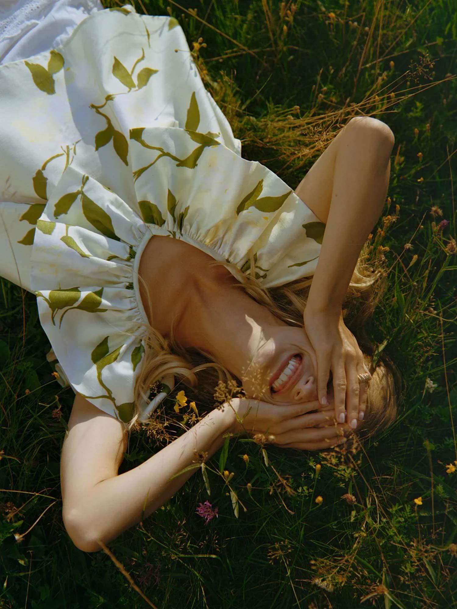 Taﬀeta Flounce Top - Soft pastel